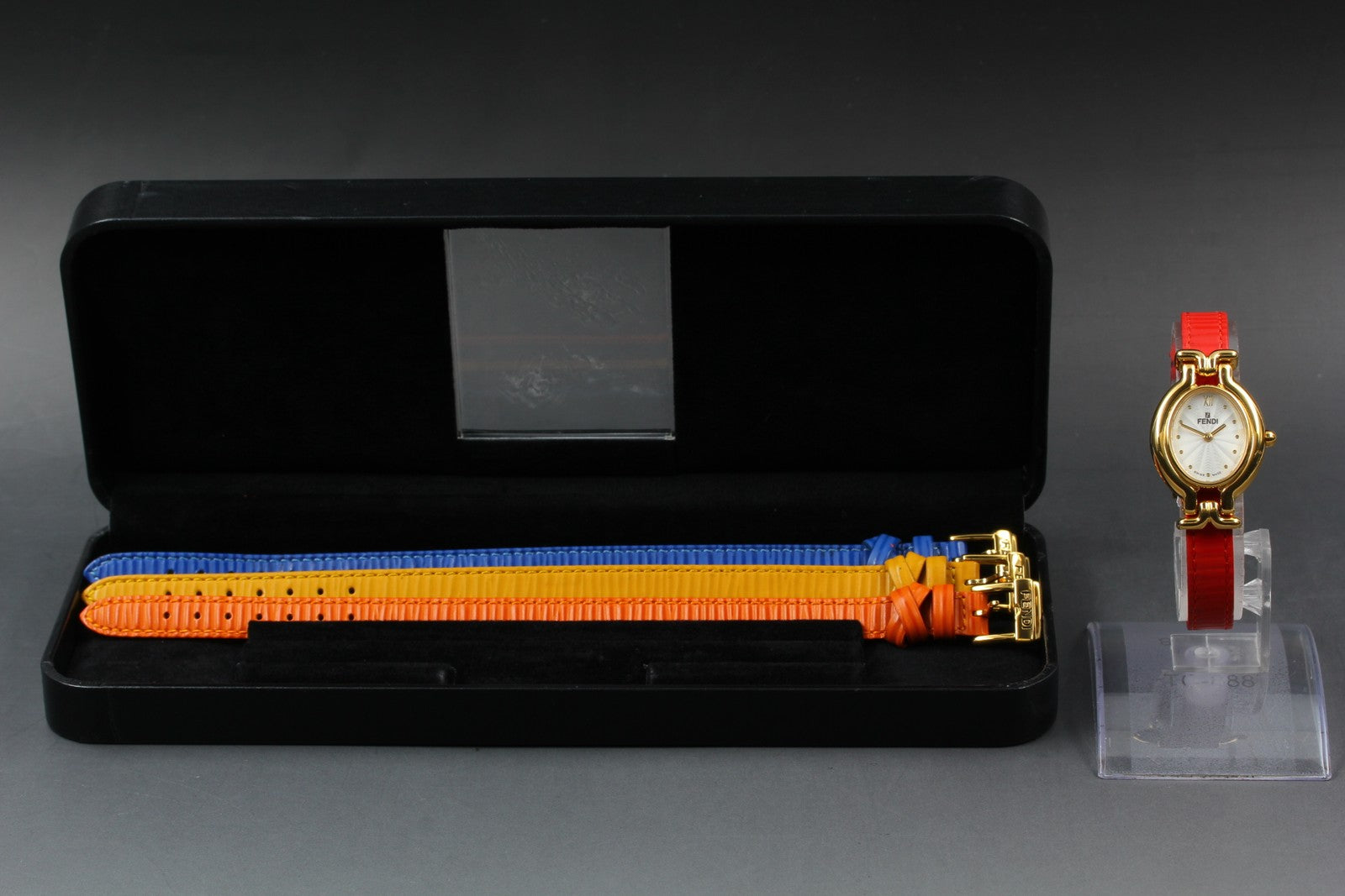 Vintage [Exc+5 Box] FENDI 640L 4 Colors Change Belt Gold Women's Quartz Watch