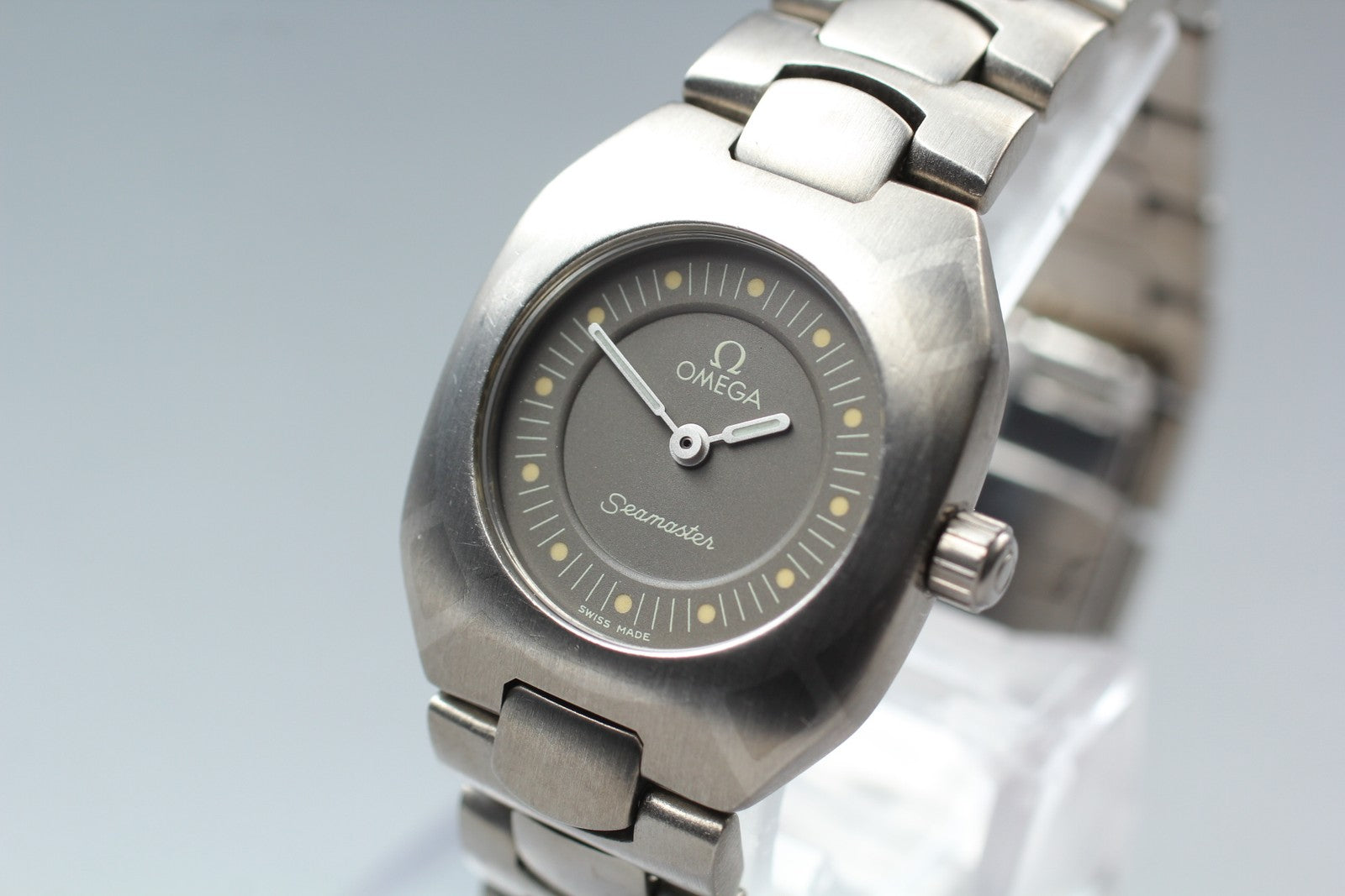 New Batt OMEGA Seamaster Polaris Titanium Cal.1450 Gray Women's Watch 22mm JAPAN
