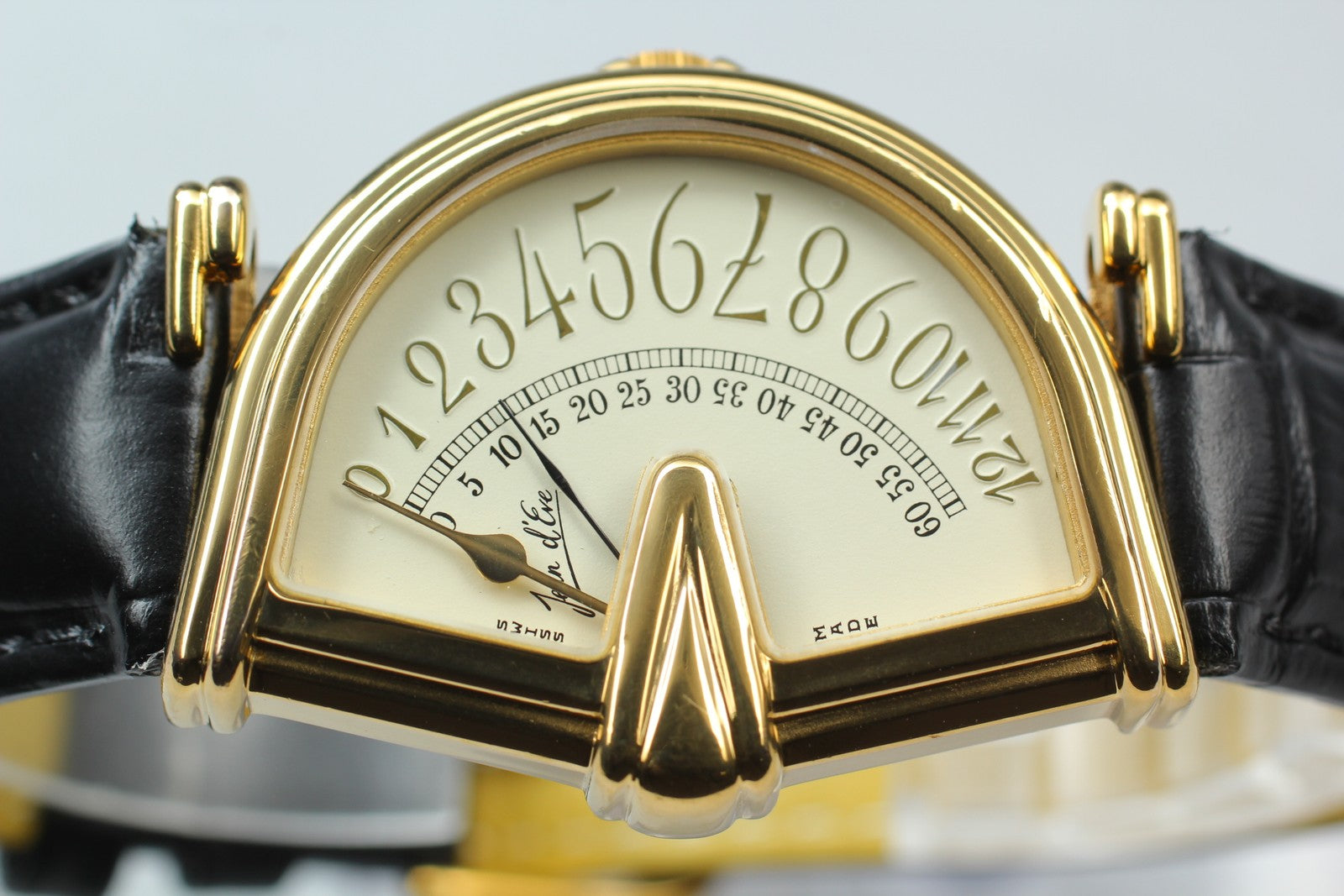 Vintage Jean d'eve Sectora Gold 30mm Black Unisex Quartz Watch JAPAN