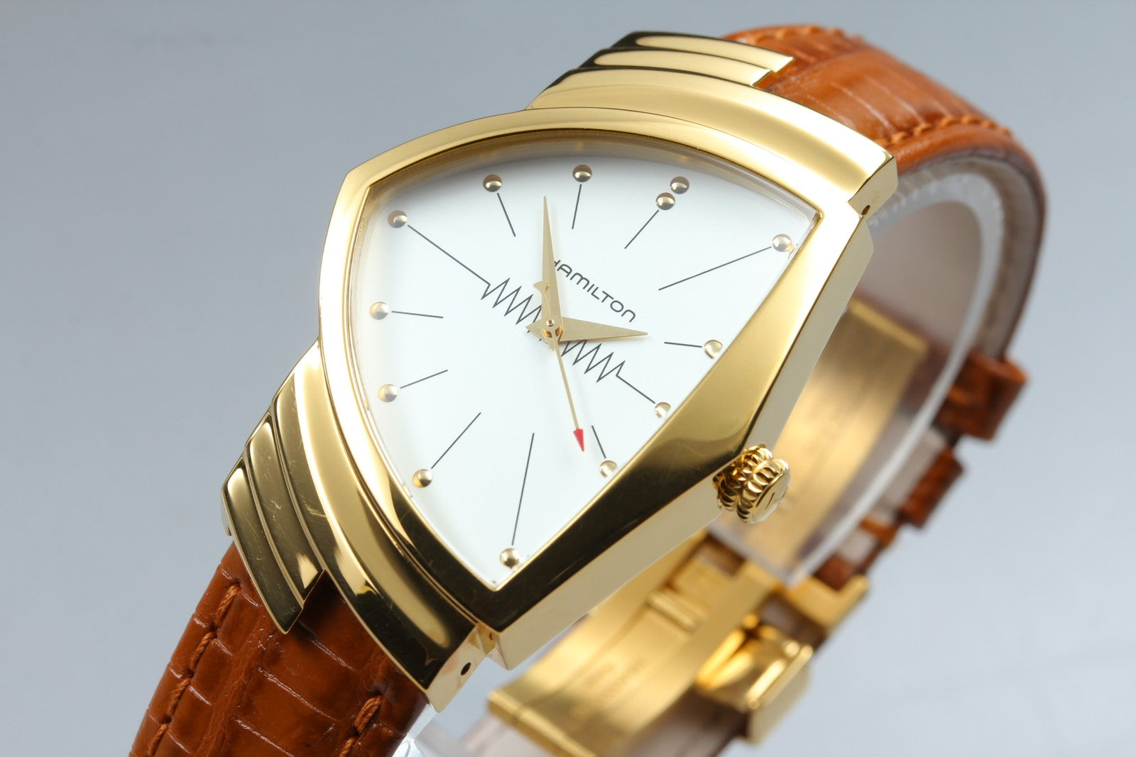 New Batt Hamilton Ventura H243010 H600243100 White Quartz Men's Watch 32mm  Box