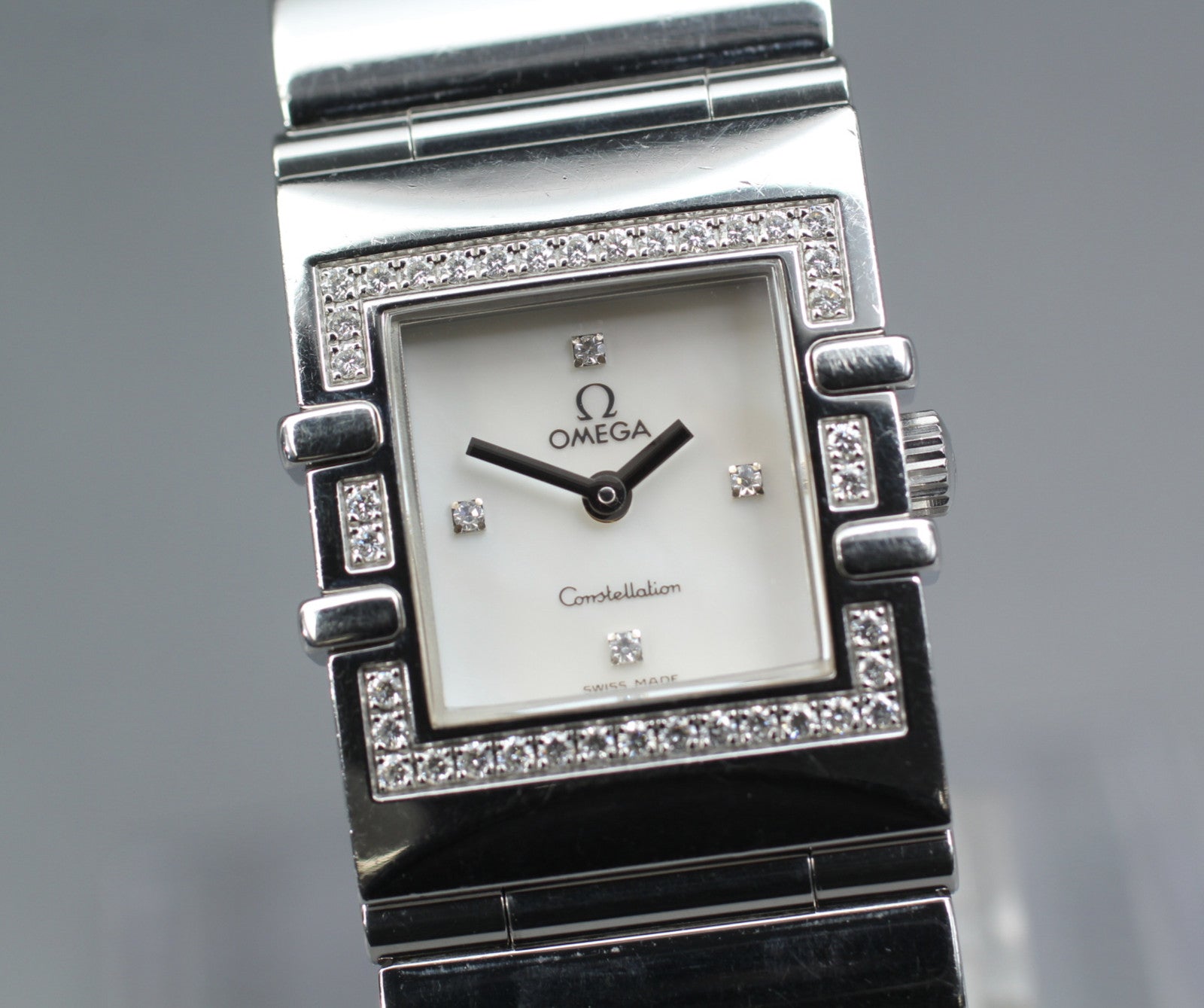 OMEGA Constellation QUADRA 1528.36 1376 Diamond Bezel Women's Quartz Watch