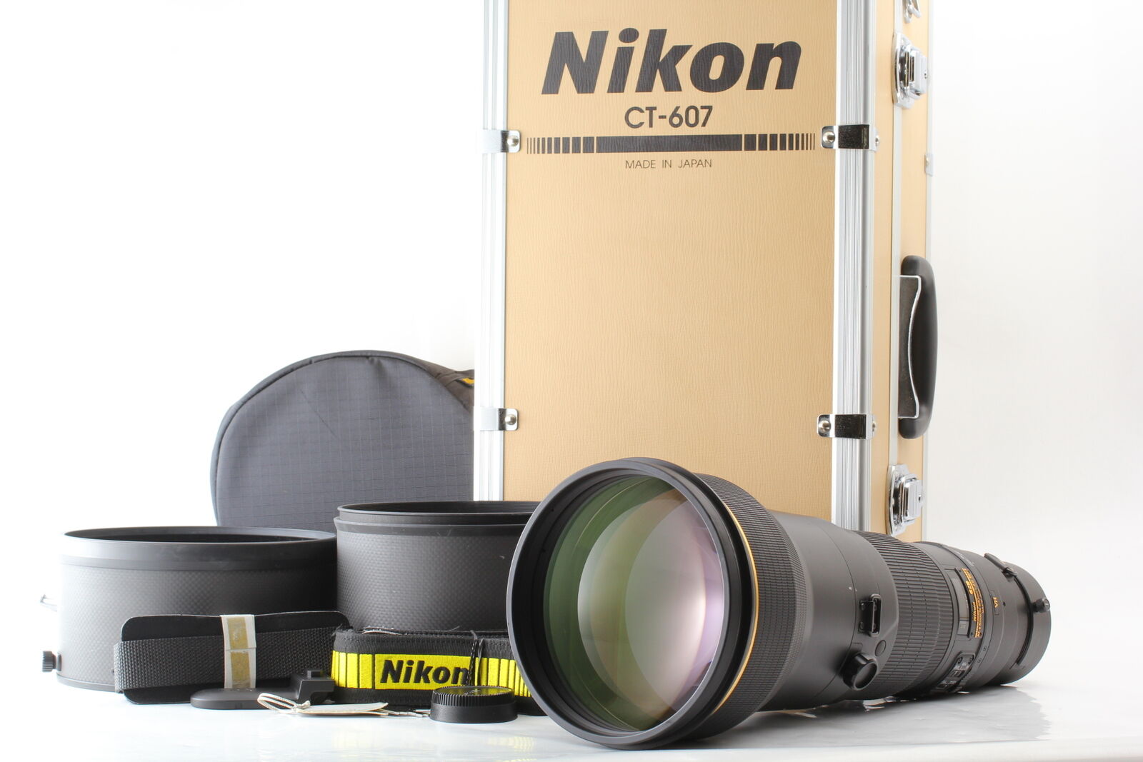 【 Near MINT w/ Trunk 】 Nikon N AF-S Nikkor 600mm f4 G ED VR Lens From JAPAN