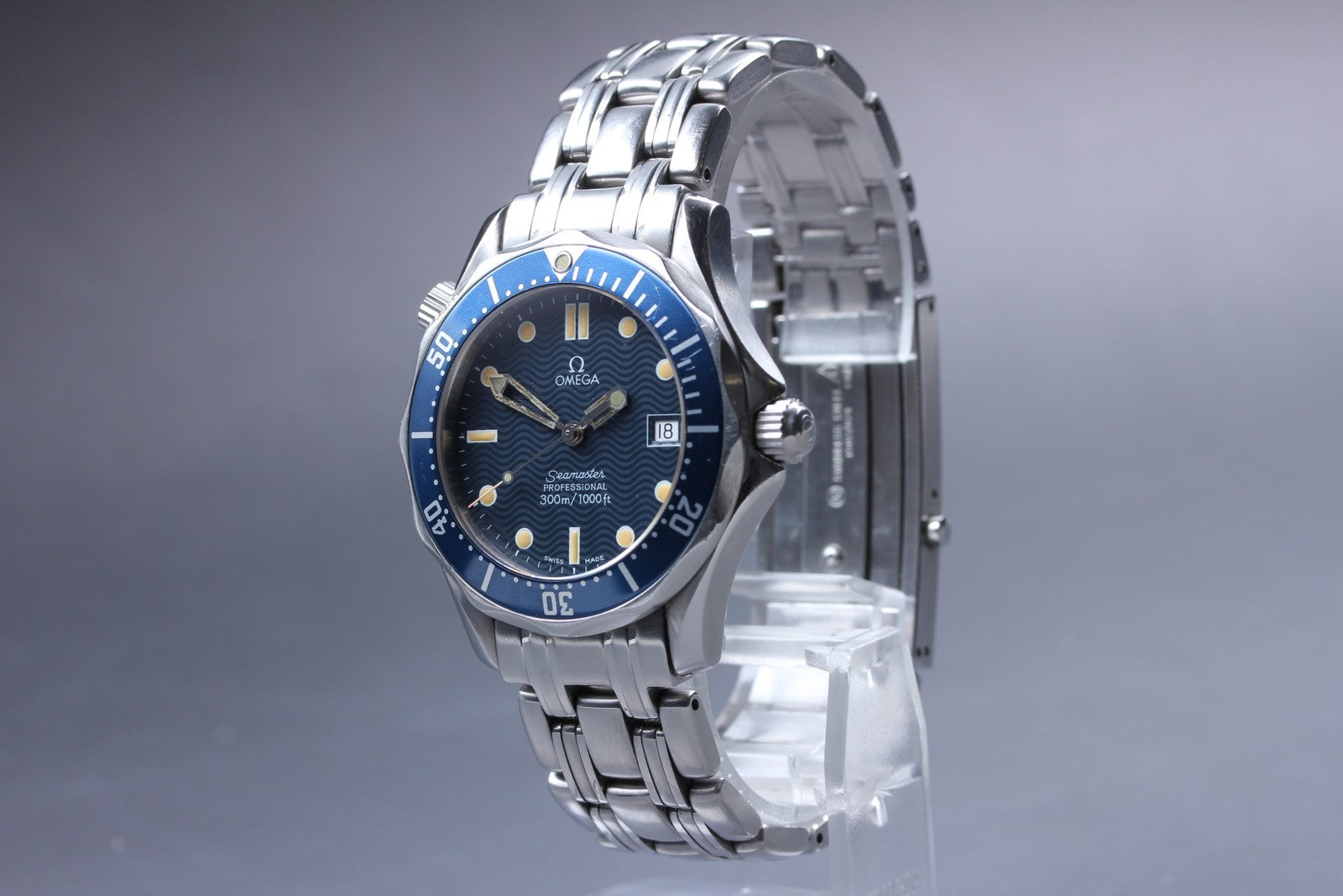 New Batt OMEGA Seamaster 300M 2561.80 Blue Quartz Date Men's Watch 36mm Japan