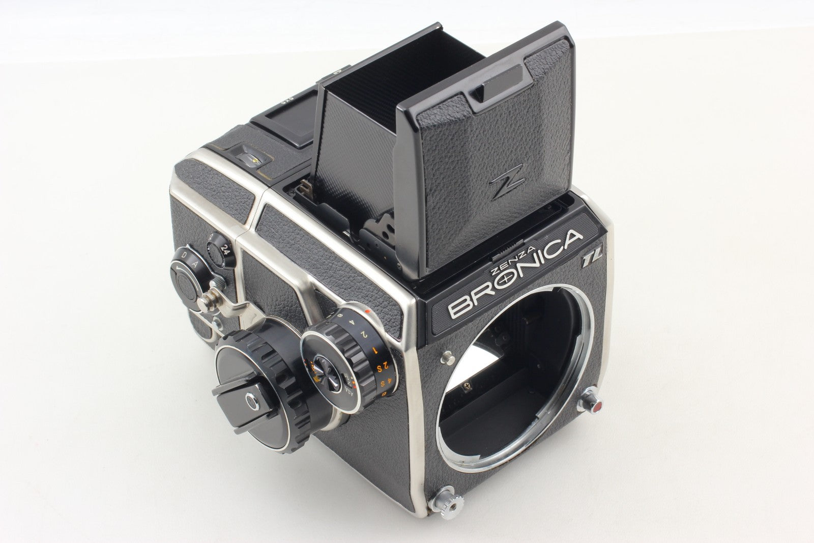 [MINT] Zenza Bronica EC-TL Film Camera Nikkor P.C 75mm f2.8 Lens 6x6 From JAPAN