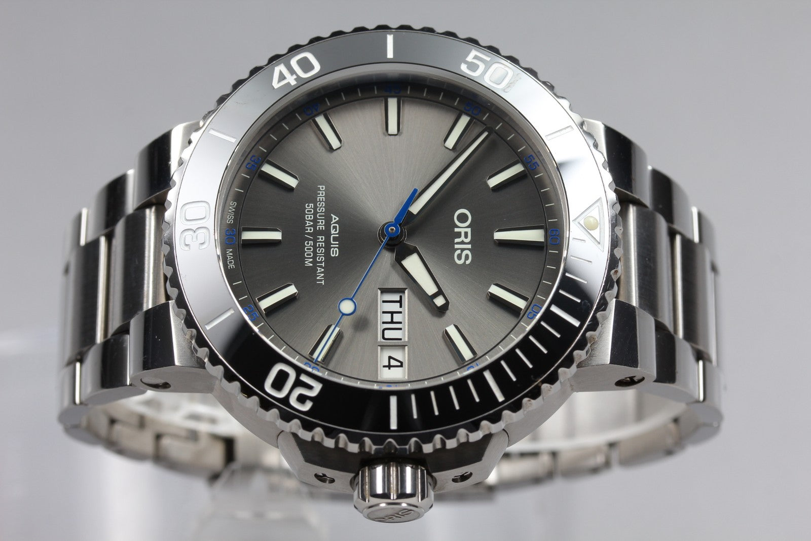 ORIS Aquis 7733 Black Dial Automatic Day/Date Men's Watch 45mm JAPAN