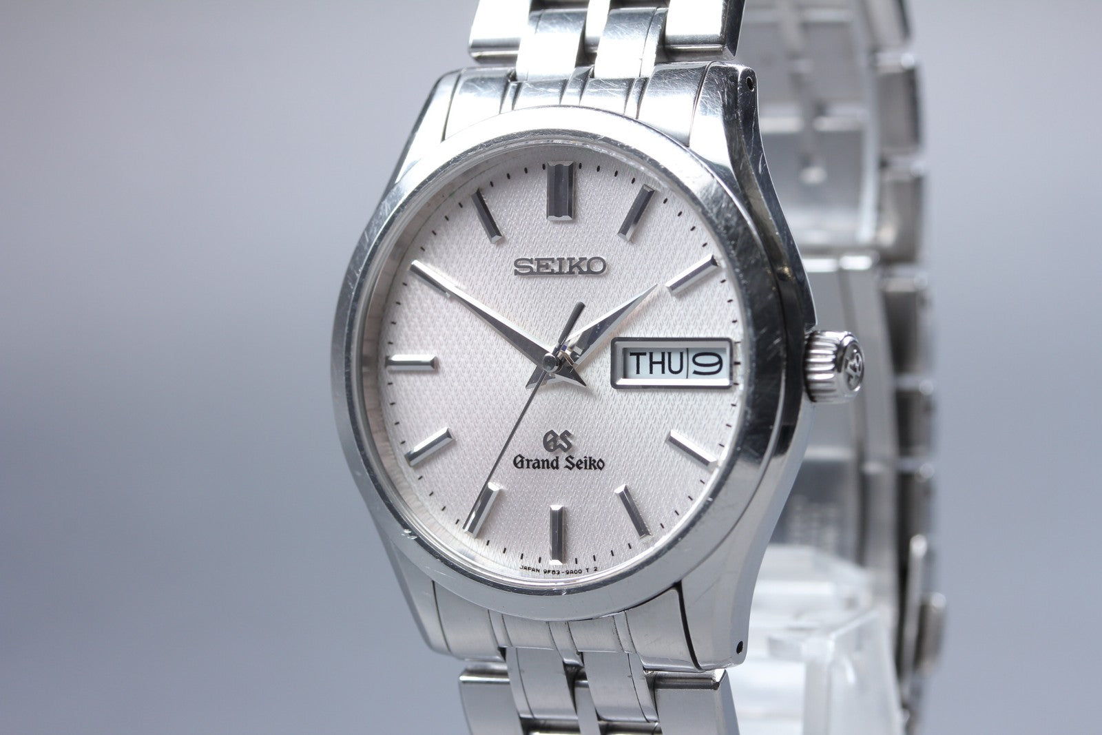 [Exc+5 Box] GRAND SEIKO 9F83-9A00 GS 36mm Silver White Day Date Qz Men's Watch