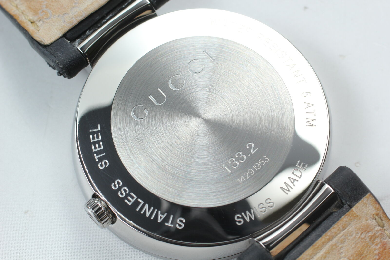 New Battery [Exc+5] GUCCI Interlocking 133.2 Black Silver Men's Qz Watch JAPAN