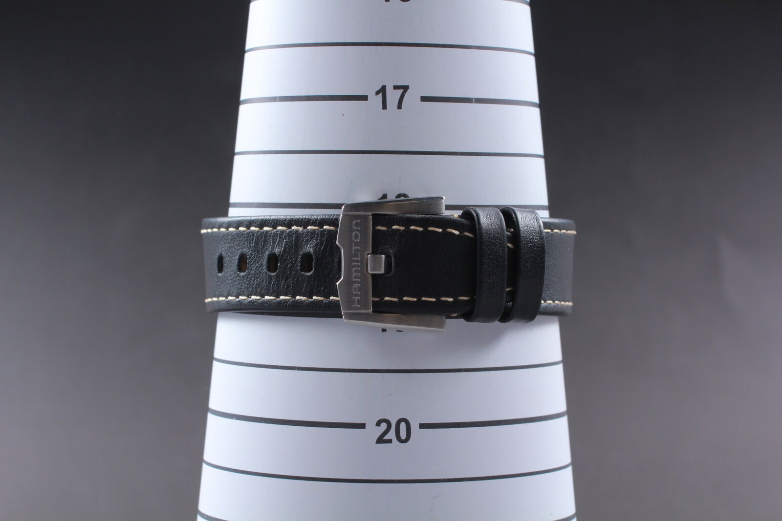 New Battery [Near MINT-] HAMILTON Ventura H245510 Black Quartz Men's Watch JAPAN