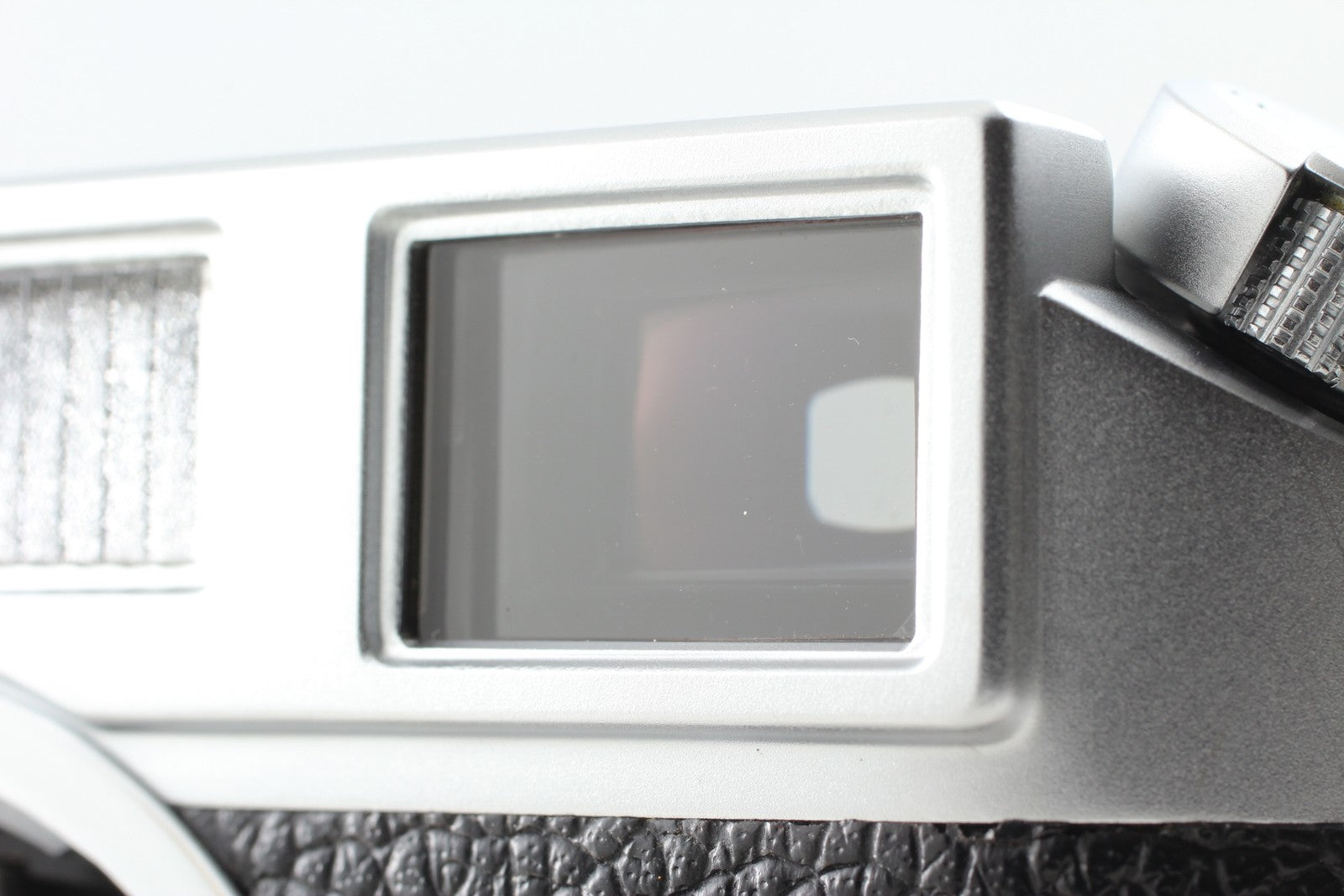 [MINT] Leica M4 35mm Film Camera Chrome Silver Germany From JAPAN