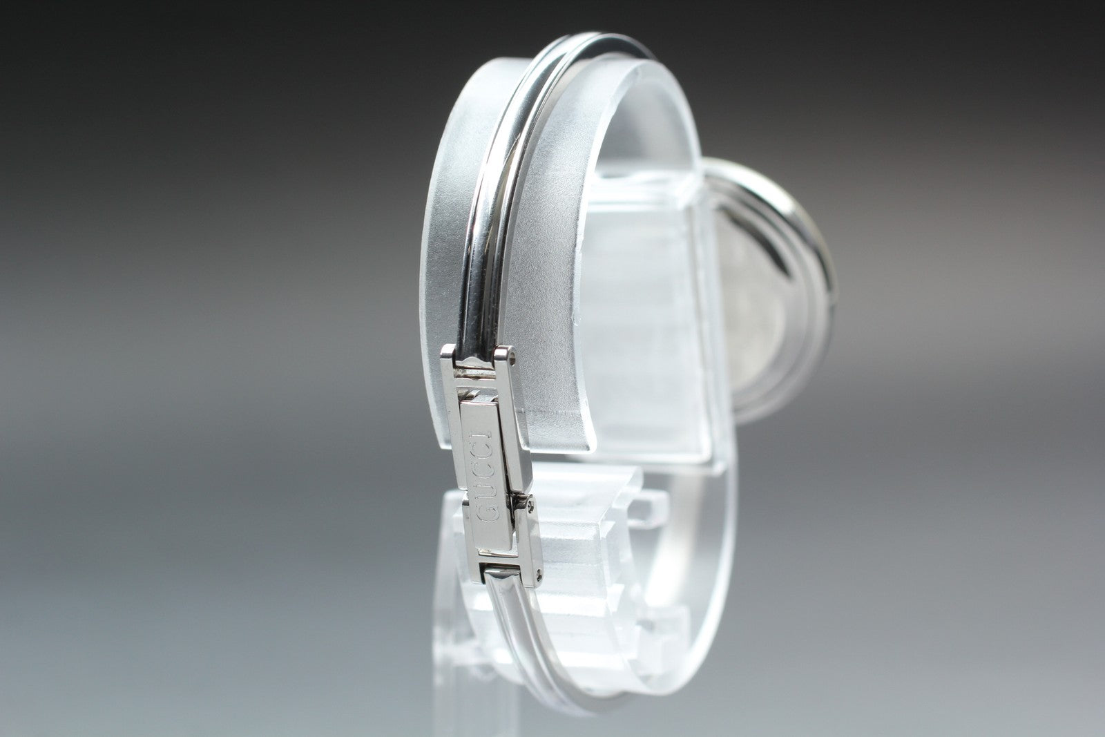 Vintage Gucci Change Bezel 11/12.2L White Bezel Silver Women's Quartz Watch