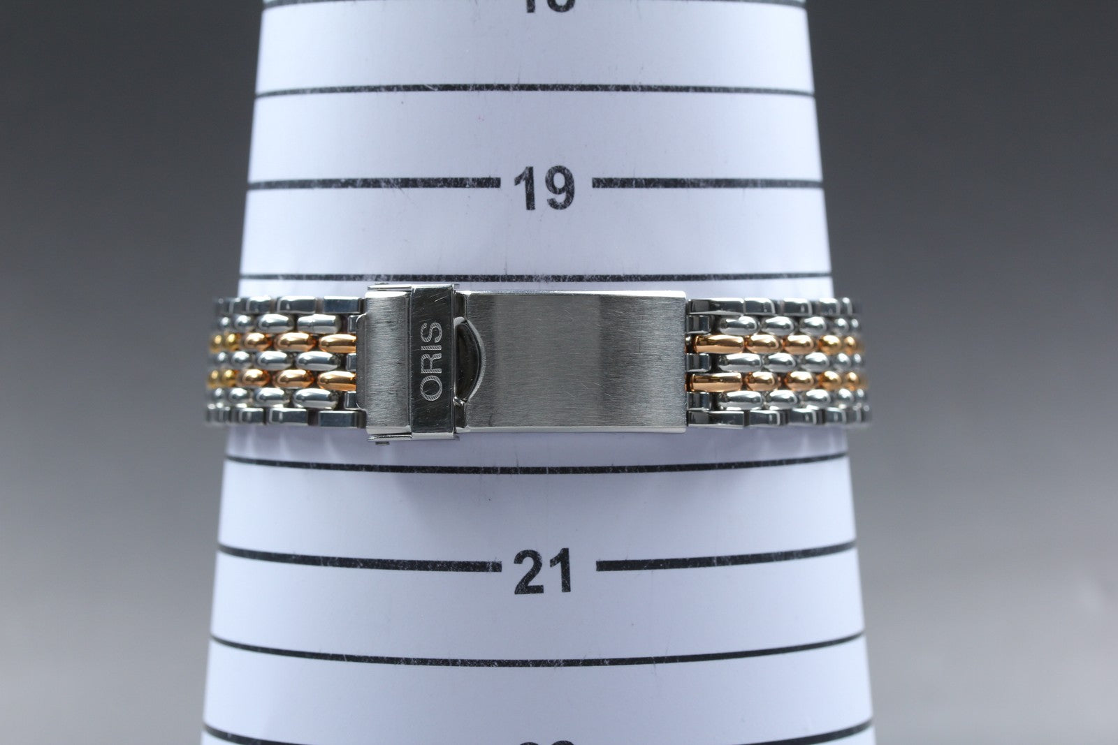 Vintage ORIS Big Crown Pointer Date 7400B Silver Automatic Unisex Watch 32mm JP