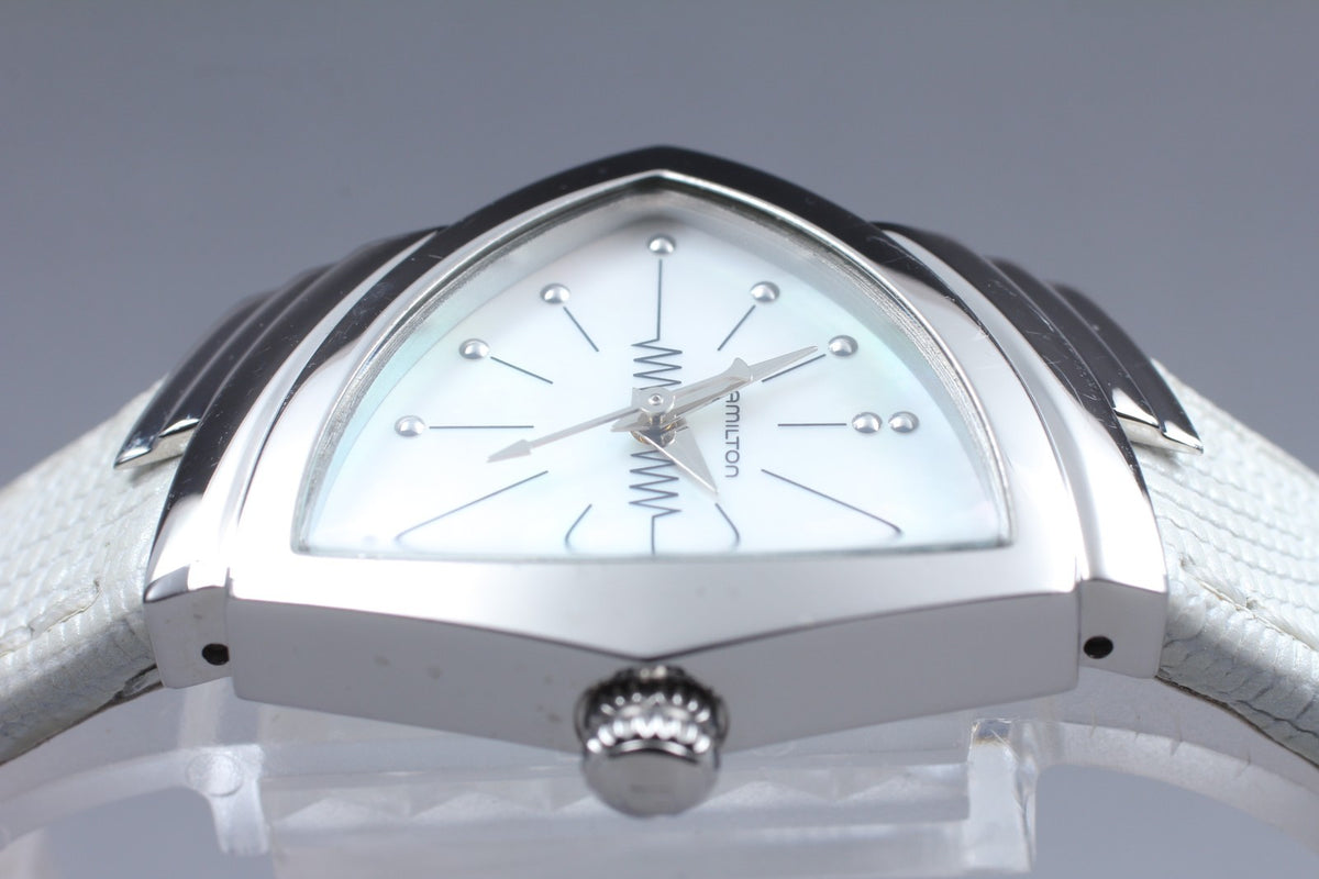 HAMILTON Ventura H242112 White Dial Quartz Women's Watch 25mm JAPAN Box