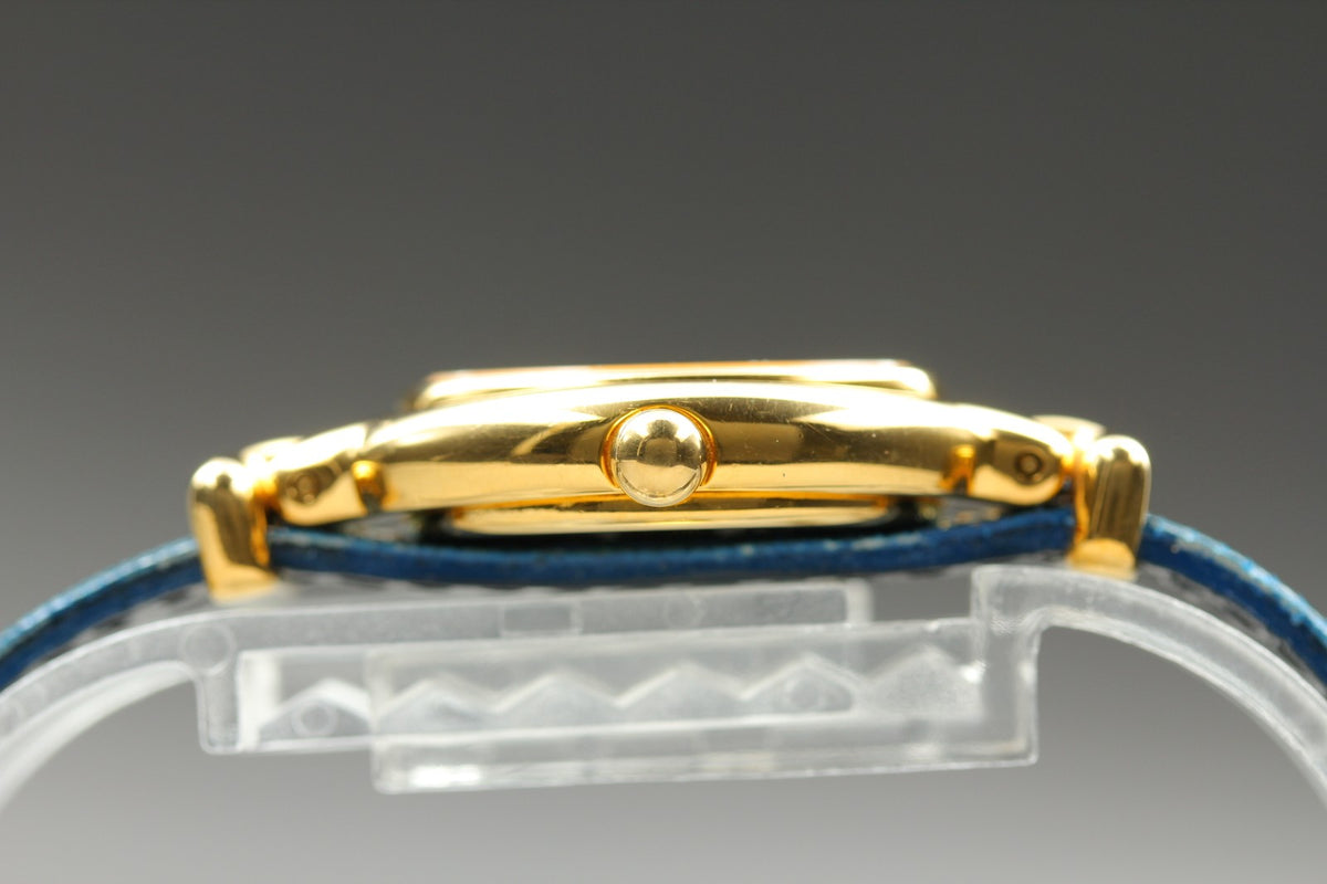 FENDI 640L Chameleon Blue Leather Belt Gold 24mm Women's Quartz Watch Vintage