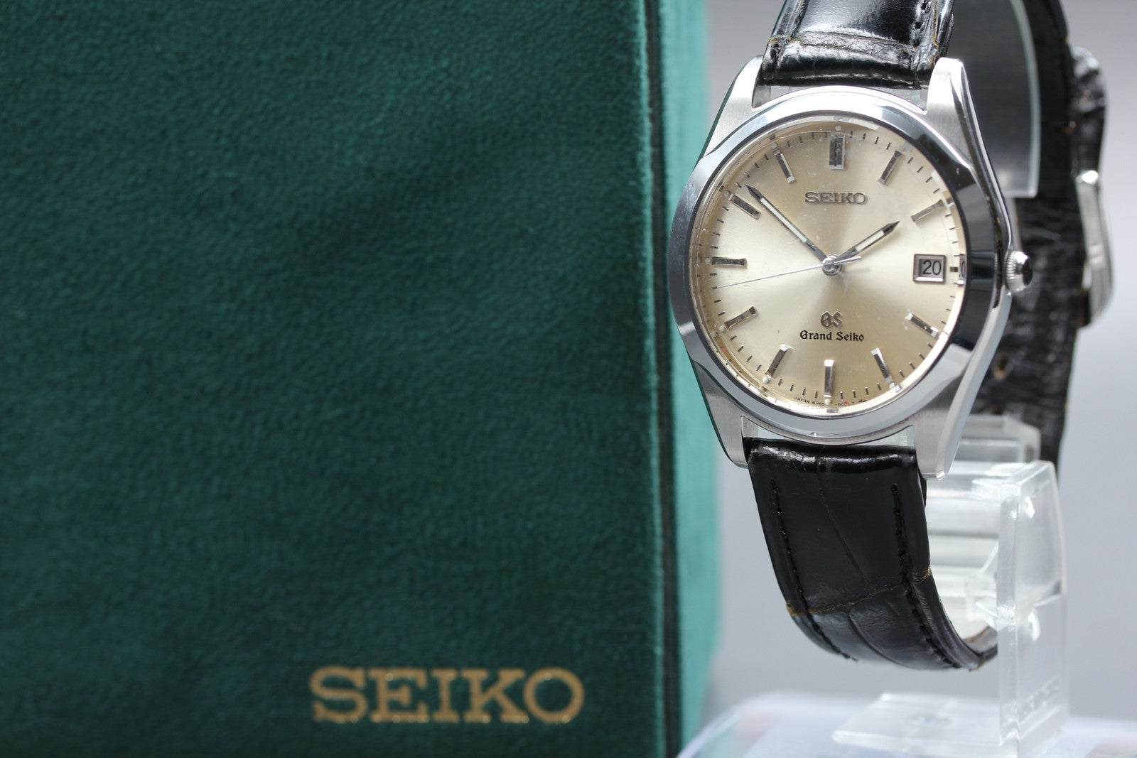 Vintage SEIKO Grand Seiko 8N65-8000 Quartz Men's Watch 36mm JAPAN Box