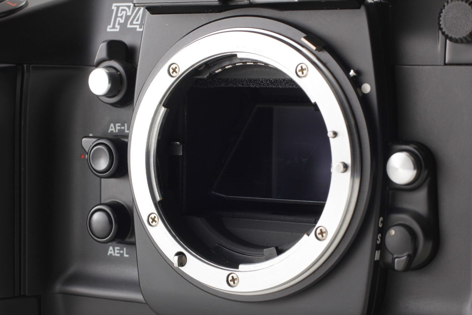 [Near MINT w/Strap] Nikon F4 SLR 35mm Film Camera DP-20 Body only From JAPAN