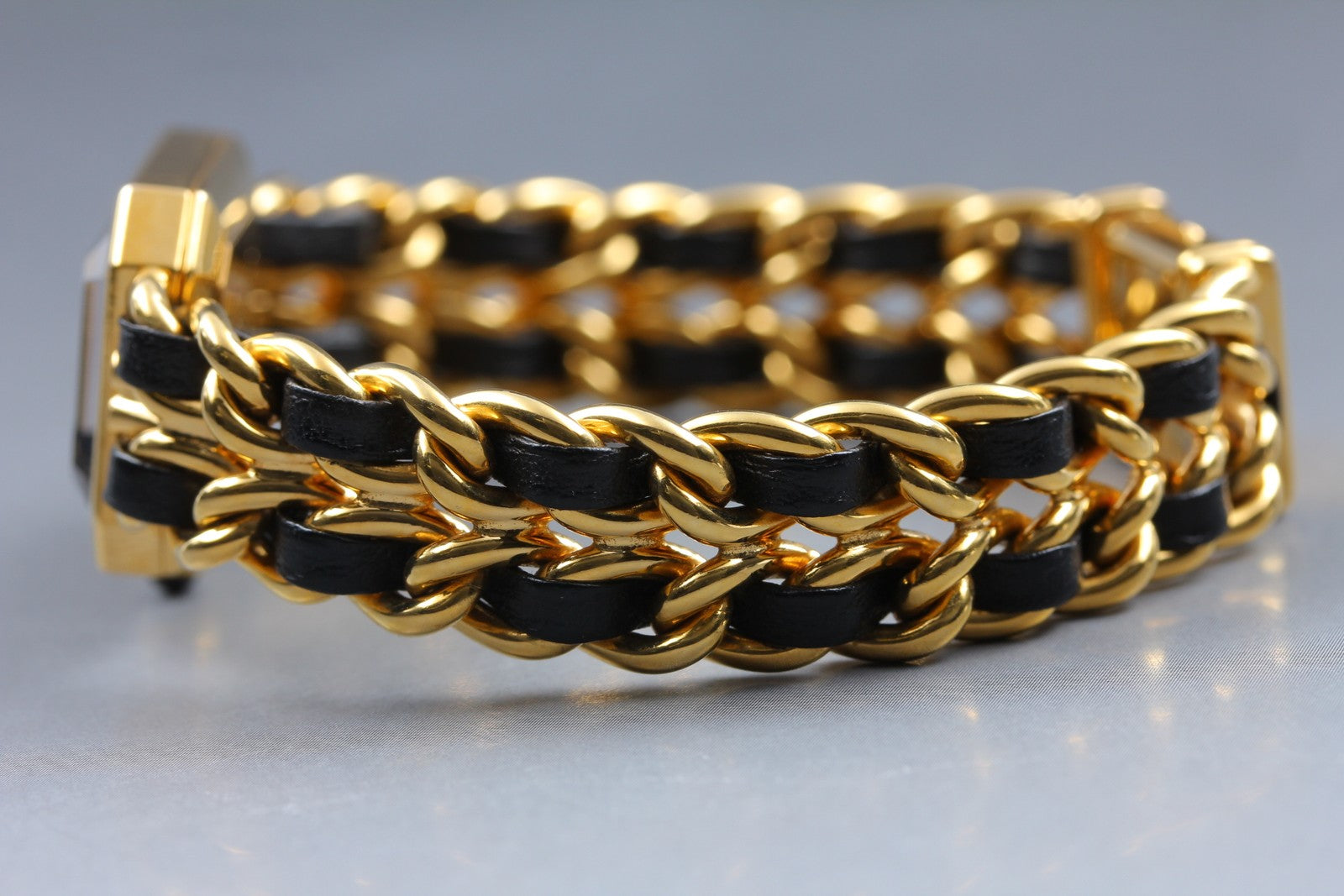 [Exc+5] CHANEL Premiere L Size Black Dial Gold 20mm Quartz Women’s Watch