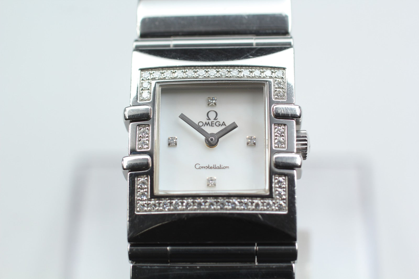 OMEGA Constellation QUADRA 1528.36 1376 Diamond Bezel Women's Quartz Watch