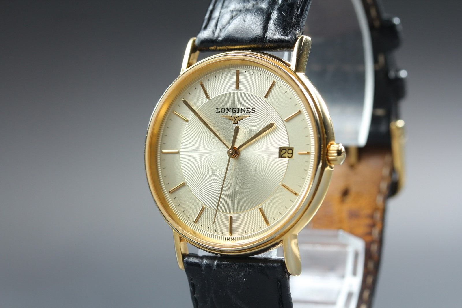 Vintage LONGINES Grand Classic L4.720.2 Quartz Gold Men's Watch 32mm From JAPAN