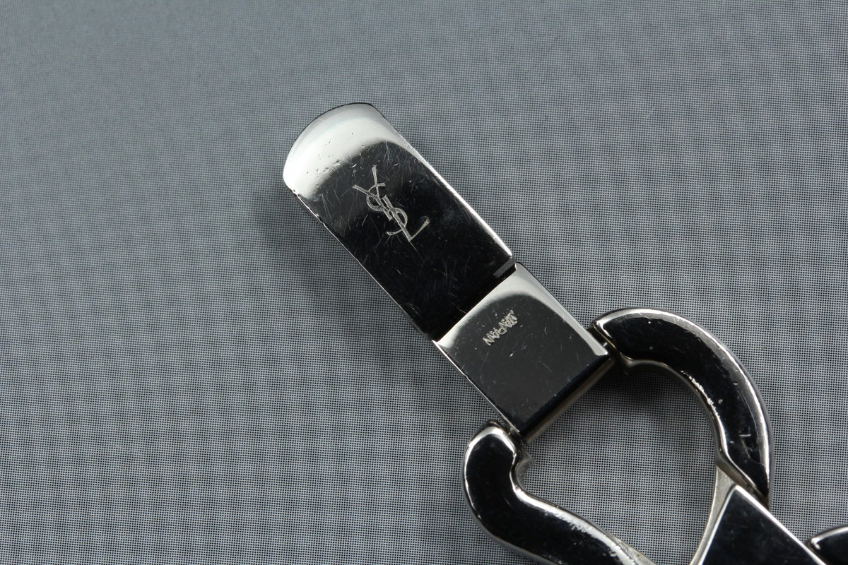 Yves Saint Laurent Heart Silver 4520-H15556 24mm Women's Watch Quartz Vintage