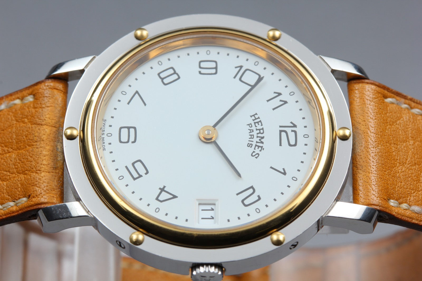 Vintage Hermes Clipper 34mm White Dial Brown Date Unisex Watch Quartz  [w/Box]