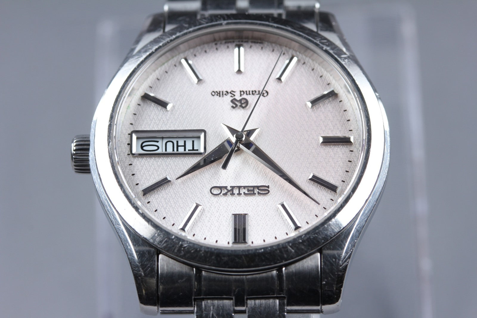 [Exc+5 Box] GRAND SEIKO 9F83-9A00 GS 36mm Silver White Day Date Qz Men's Watch