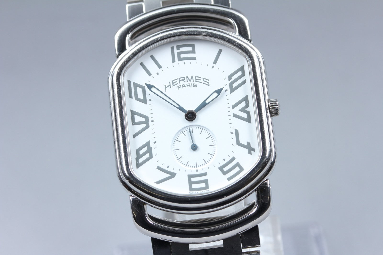 [Exc+5 Box] HERMES Rally RA1.810 White Dial Silver 31mm Quartz Men's Watch