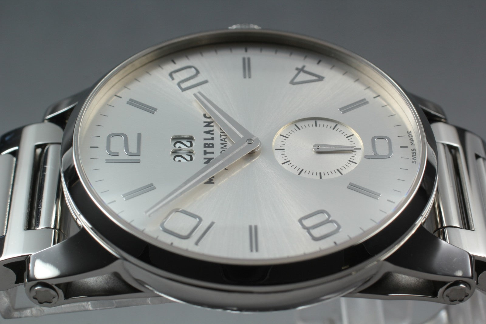 [Near MINT- Box] Montblanc TimeWalker 7050 Silver 42mm Men's Automatic Watch