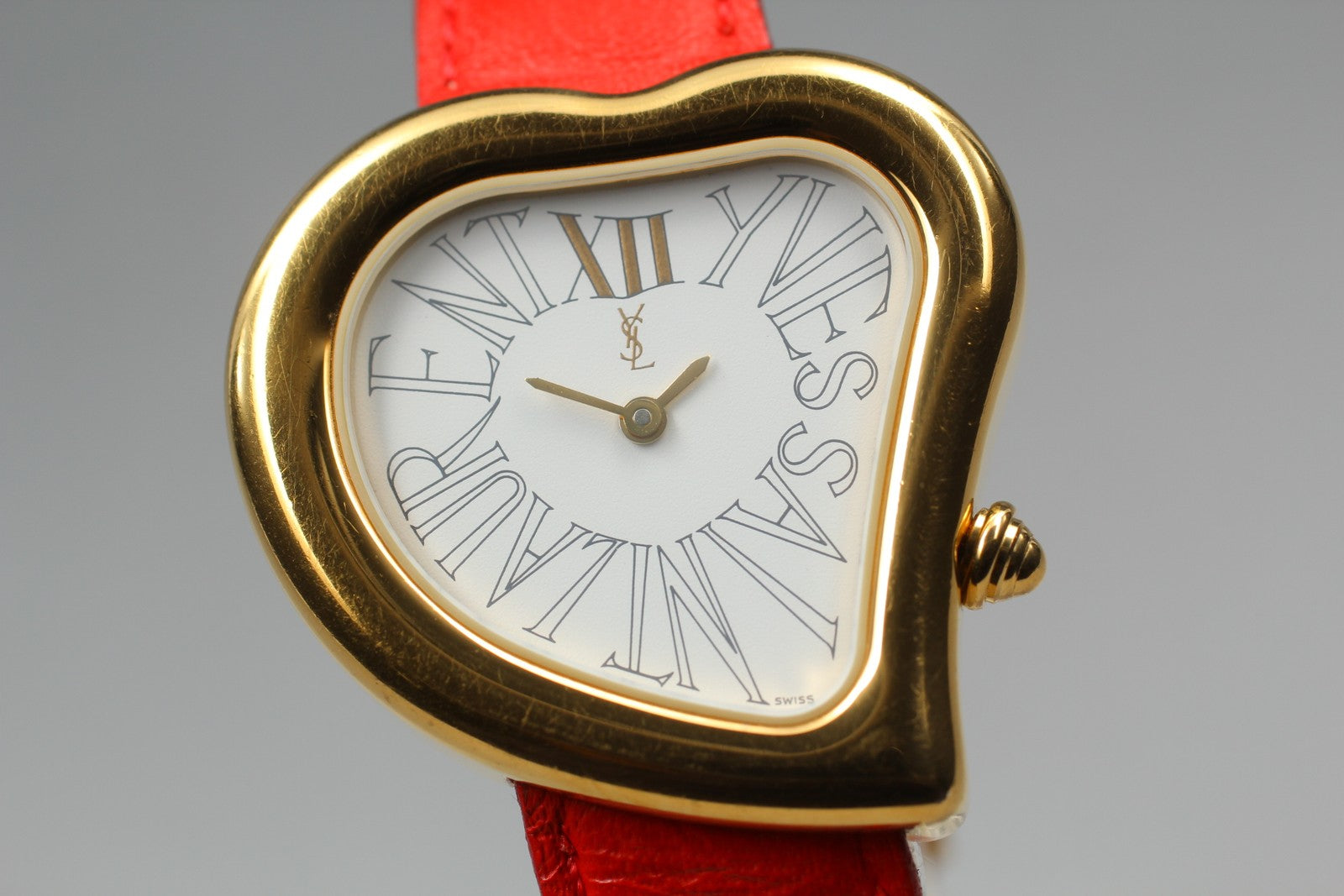 [Exc+5] Yves Saint Laurent Heart Gold Red 30mm Women's Watch Quartz JAPAN