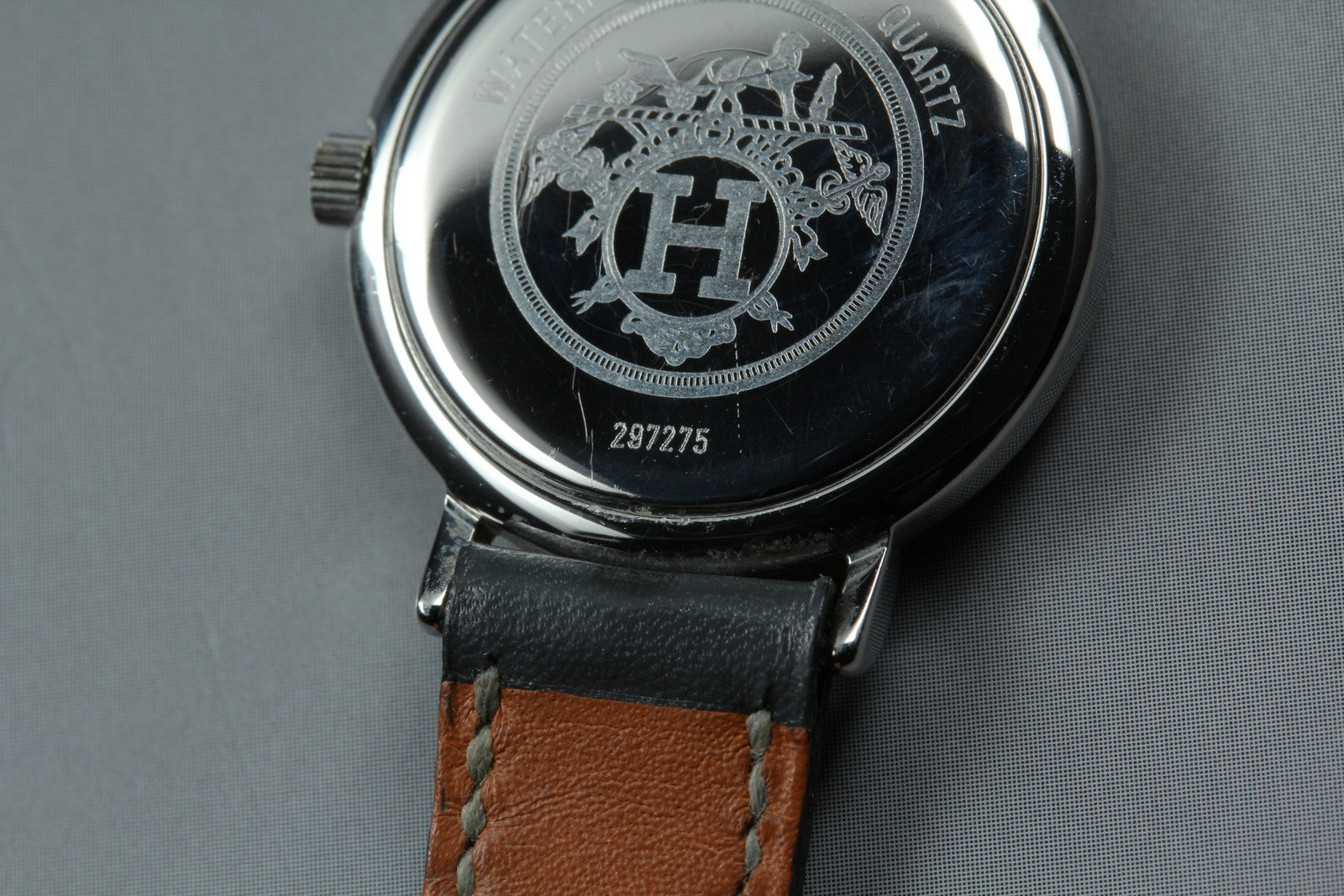 Vintage HERMES Meteor White Dial Gray "P" 24mm Woman's Watch Quartz  [w /Box]