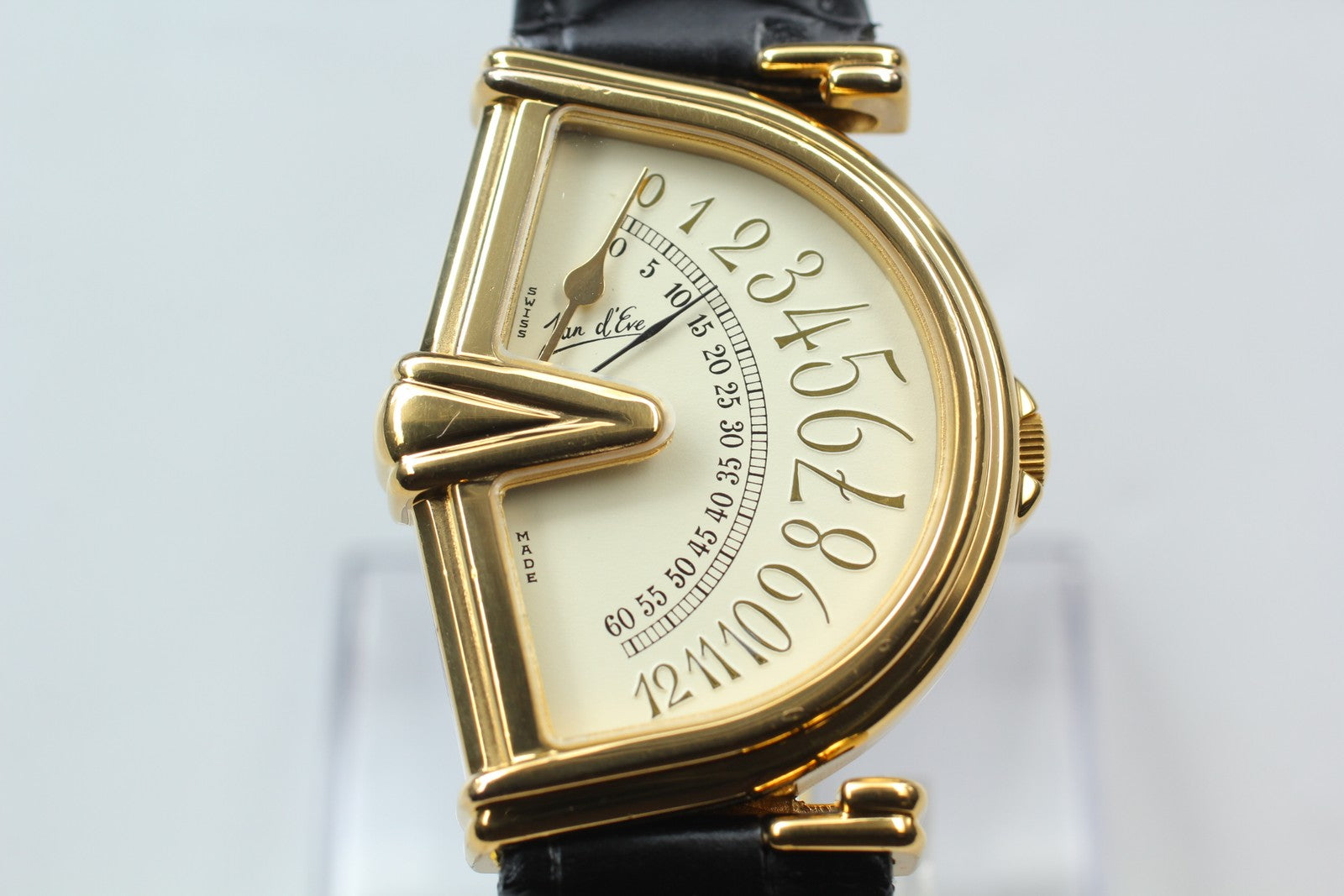 Vintage Jean d'eve Sectora Gold 30mm Black Unisex Quartz Watch JAPAN