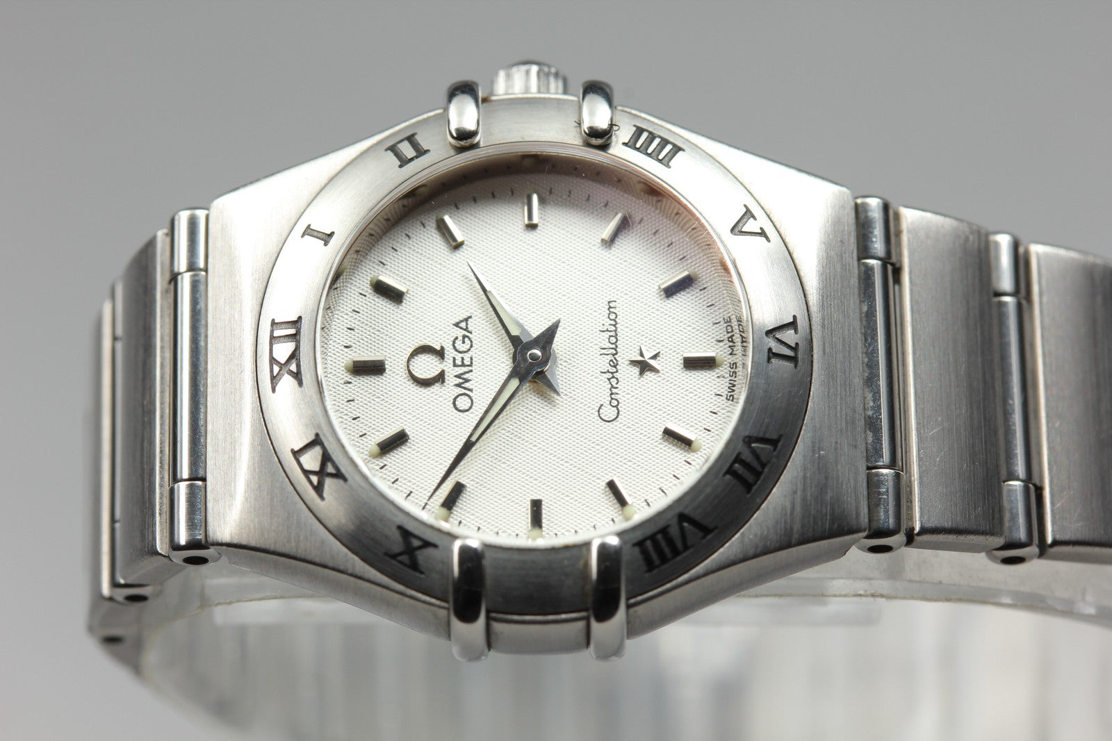 New Batt Vintage OMEGA Constellation Cal.1456 Quartz Silver Womens Watch 22mm JP