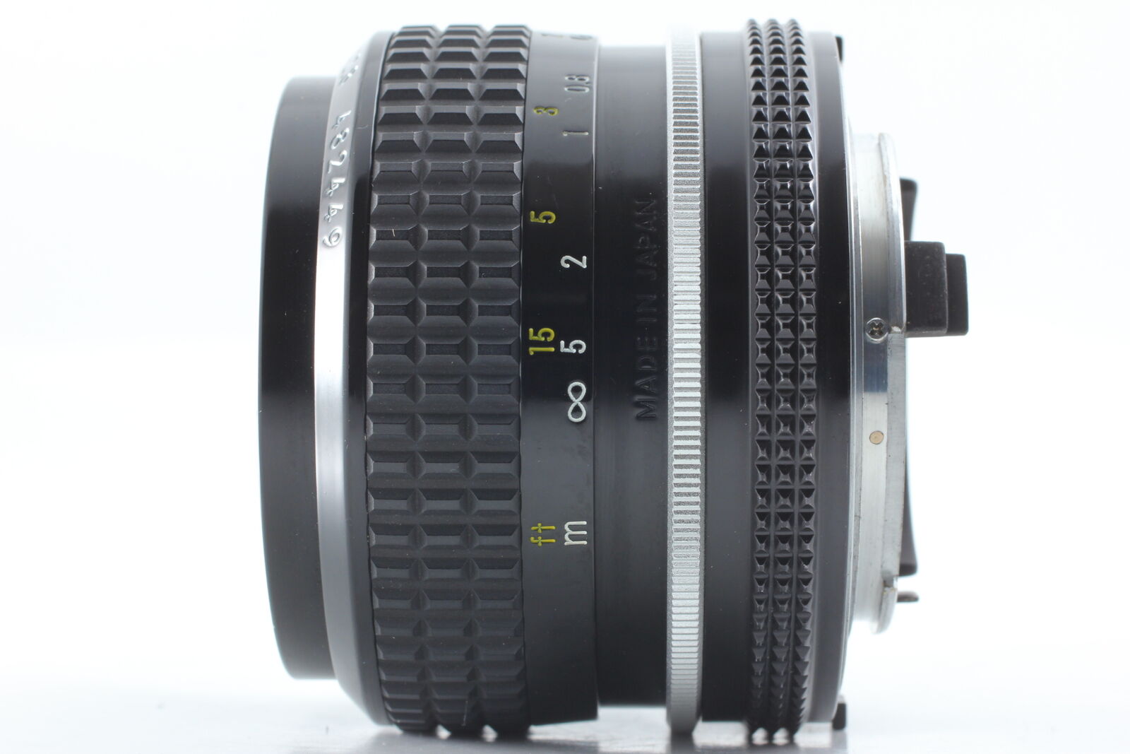 [MINT] Nikon Nikkor Ai 28mm f2.8 Wide Angle MF Lens For F Mount From JAPAN