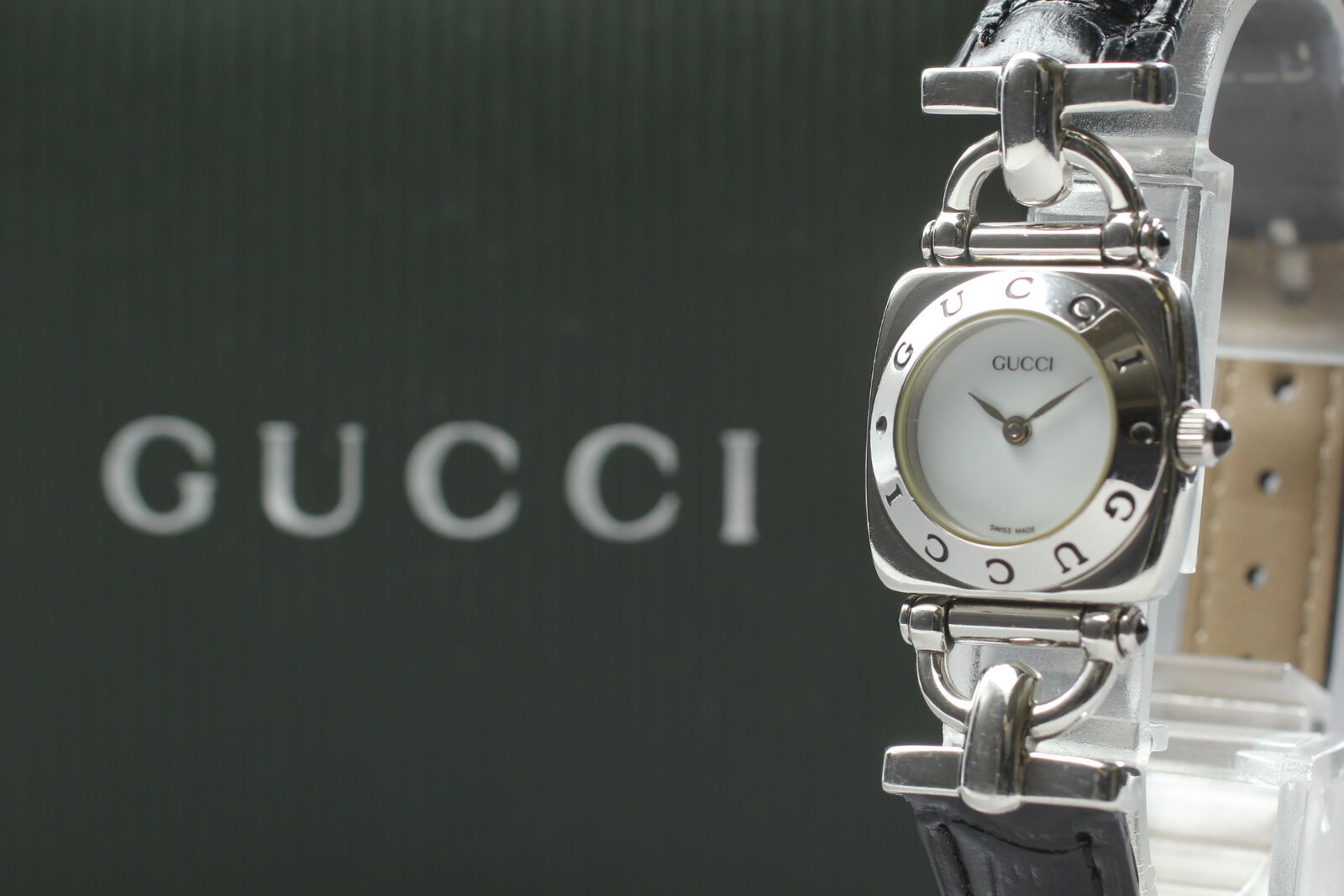[Exc+5 w/ Box] GUCCI Horsebit 6300L Silver Black Woman's Quartz Watch From JAPAN