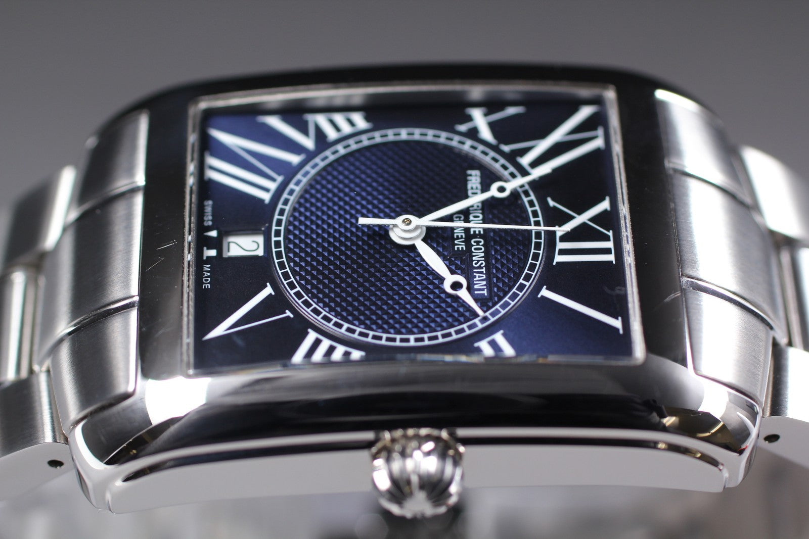 [N MINT]Box FREDERIQUE CONSTANT Classic FC-245X4C2/4/6 Quartz Watch 30mm JAPAN