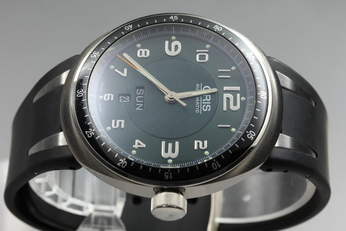 ORIS TT3 7589 Day Date Titanium Green Dial Black 44mm Automatic Men's Watch