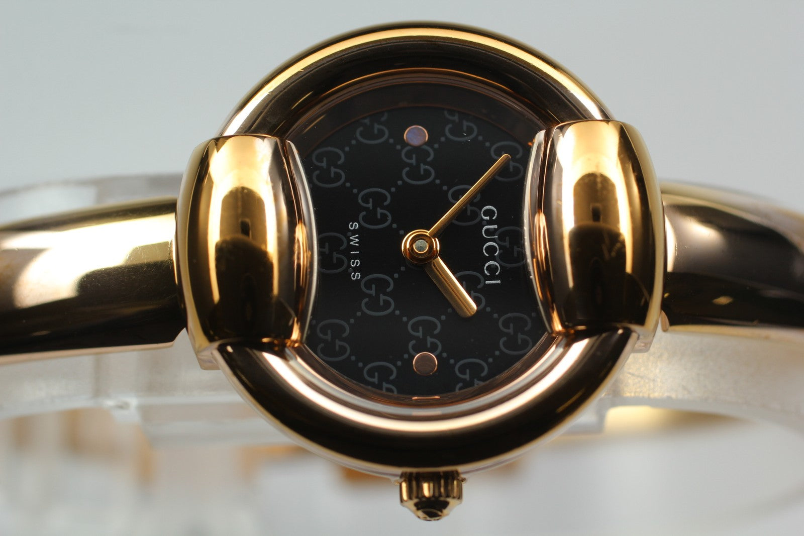 Vintage [Exc+5] GUCCI 1400L Black Dial Gold 25mm Women's Quartz Watch From JAPAN