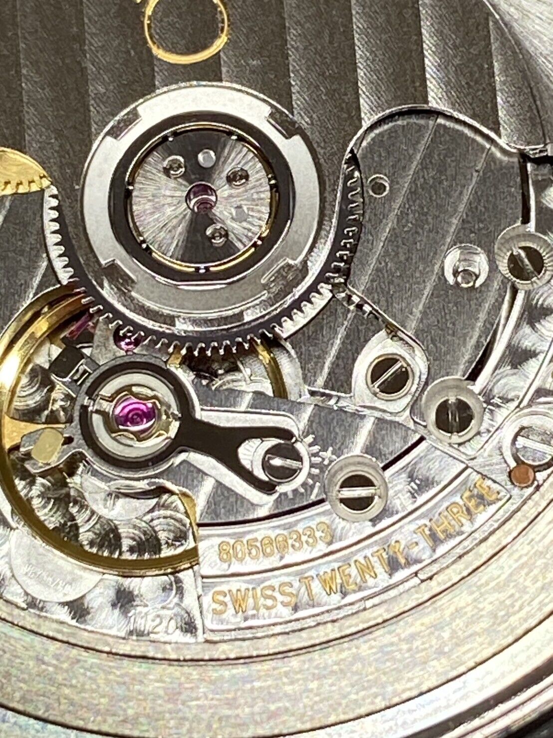 4964856