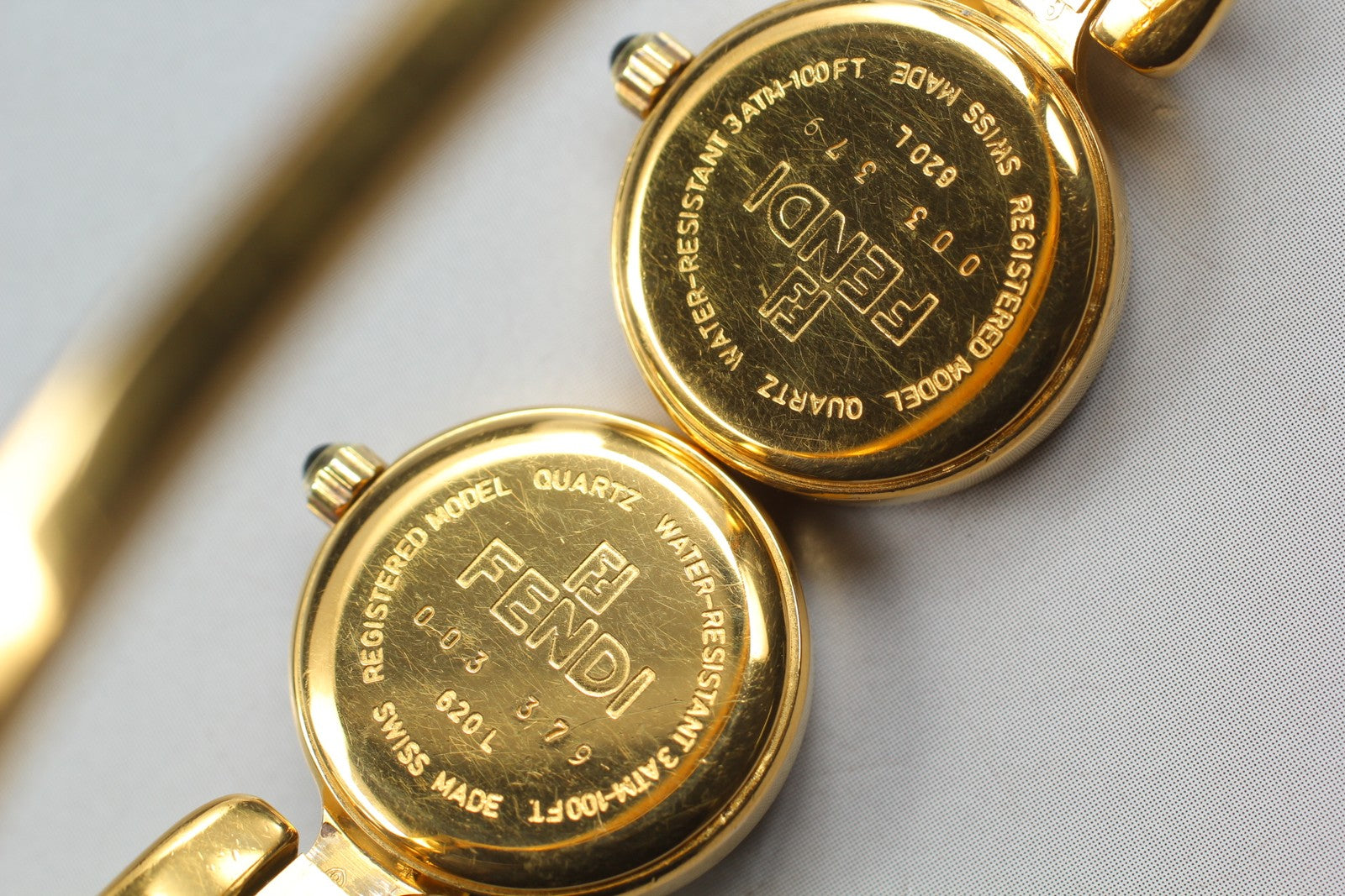 Vintage [Exc+5] FENDI 620L Dual Time Gold White Bangle Women's Quartz Watch