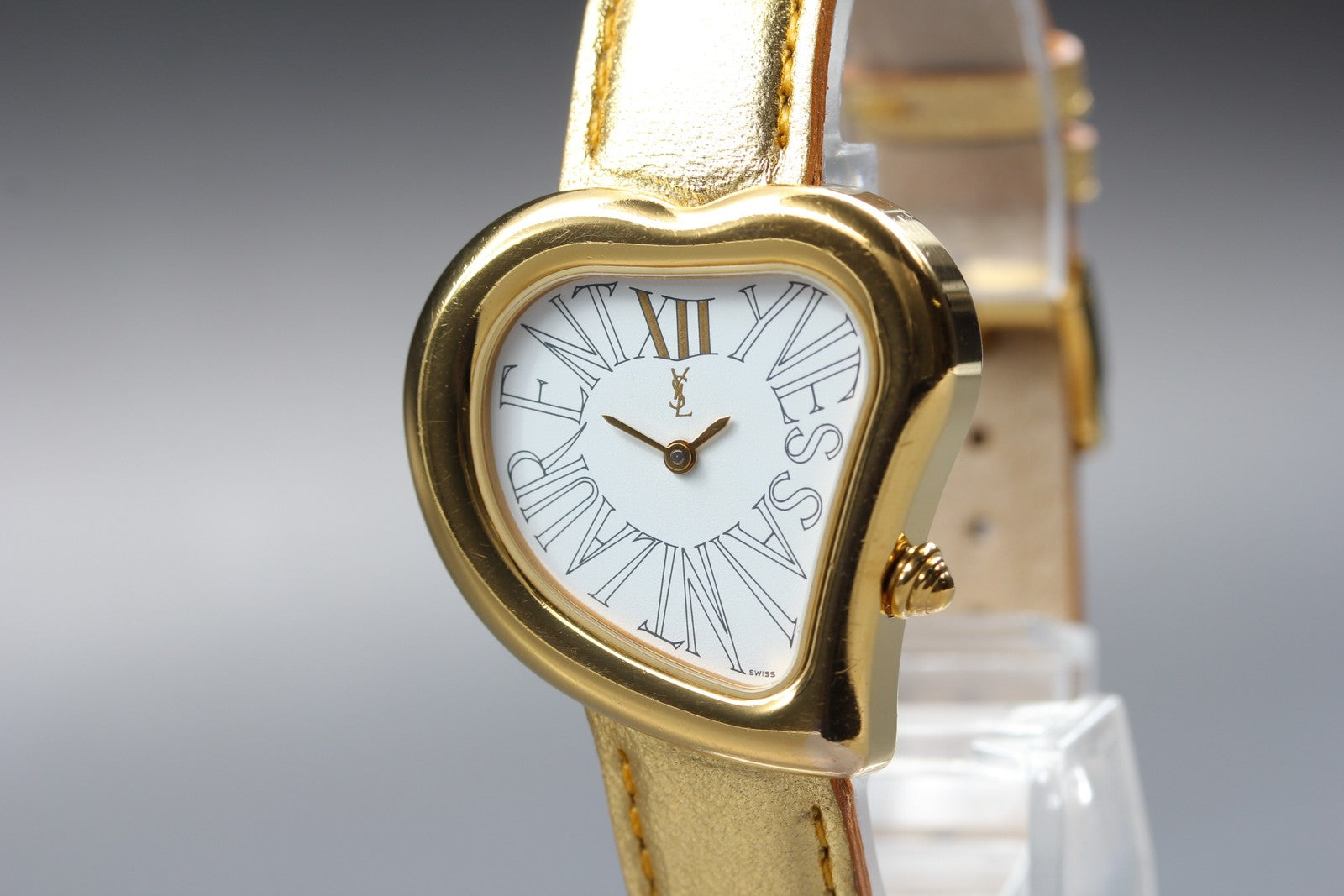 Yves Saint Laurent Heart Gold White Dial 31mm Women's Watch Quartz [w/Box]