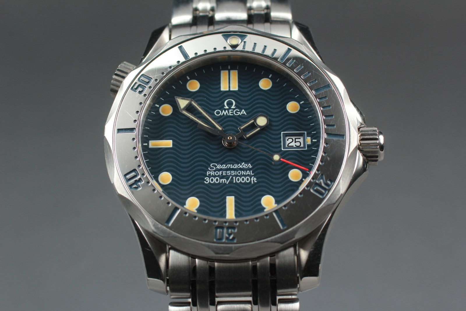 New Batt[Exc+5] OMEGA Seamaster Professional 2562.8 Quartz Men's Watch 37mm JP