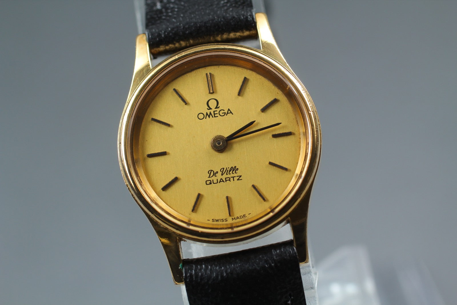 Vintage [Exc+5] OMEGA De Ville Cal.1353 591.0019 Gold Black Quartz Women's Watch