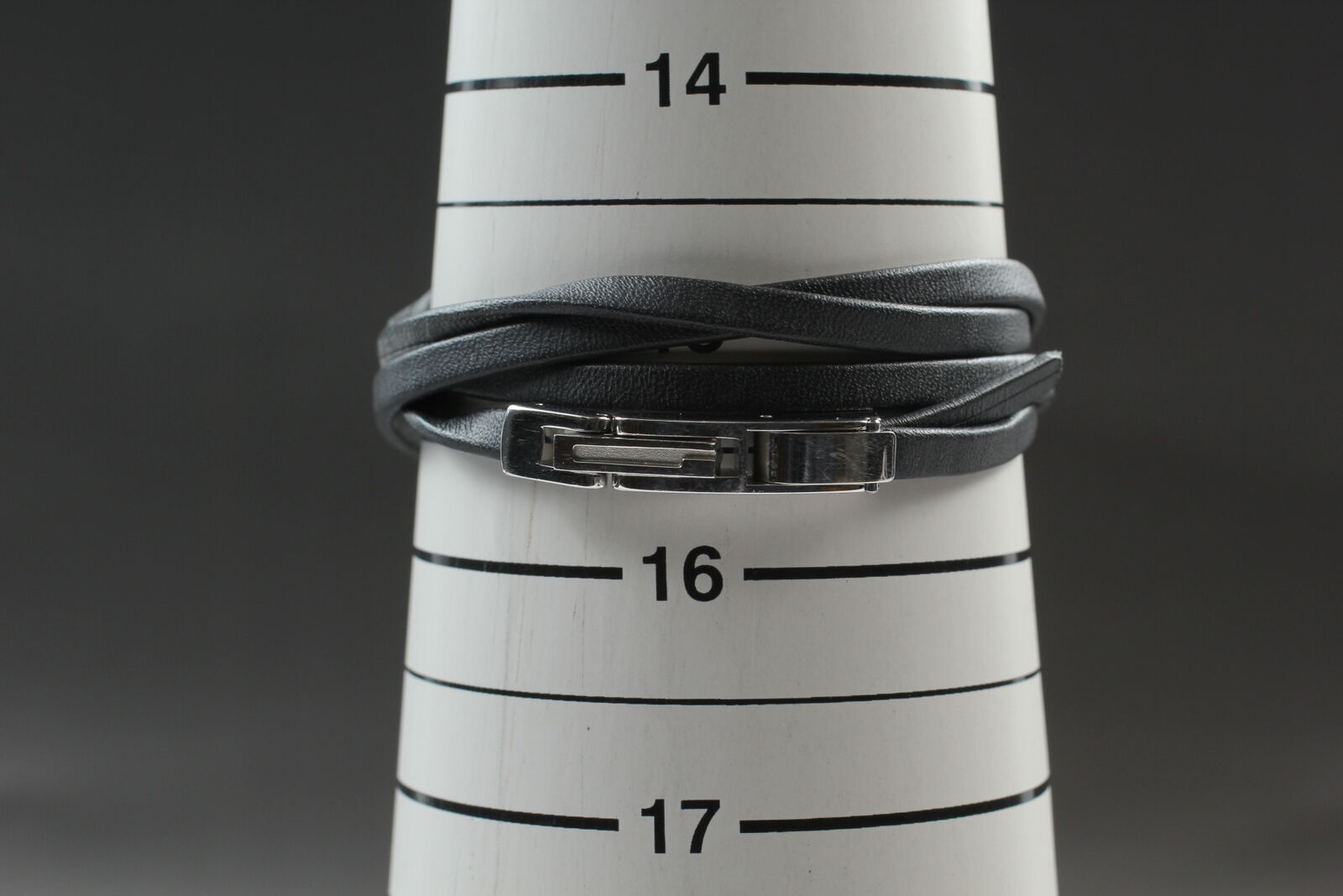 New Battery [Exc+5] Gucci 6100L Black Dial Silver Vintage Women's Qz Watch JP