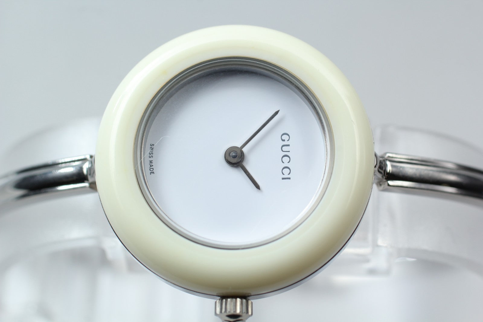 Vintage Gucci Change Bezel 11/12.2L White Bezel Silver Women's Quartz Watch