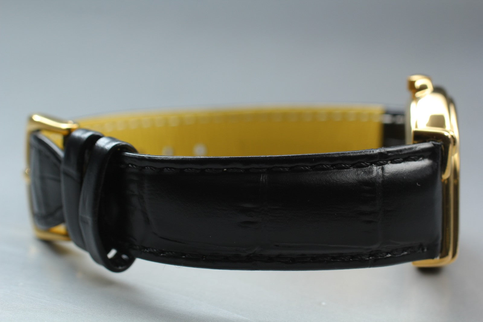 Vintage Jean d'eve Sectora Gold 30mm Black Unisex Quartz Watch JAPAN