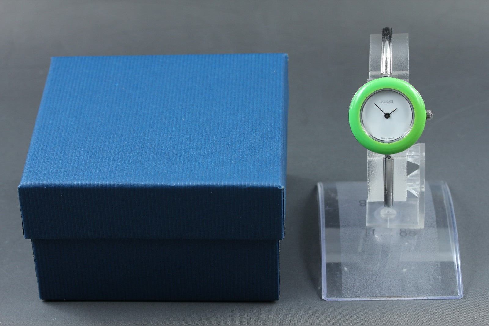Vintage Gucci Change Bezel 11/12.2L Light Green Bezel Silver Women's Qz Watch