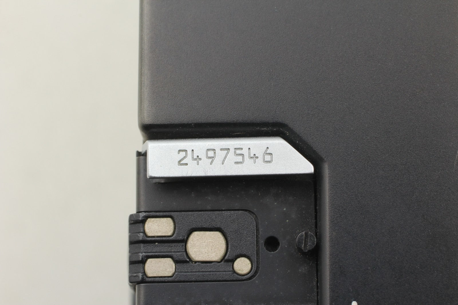 7981183