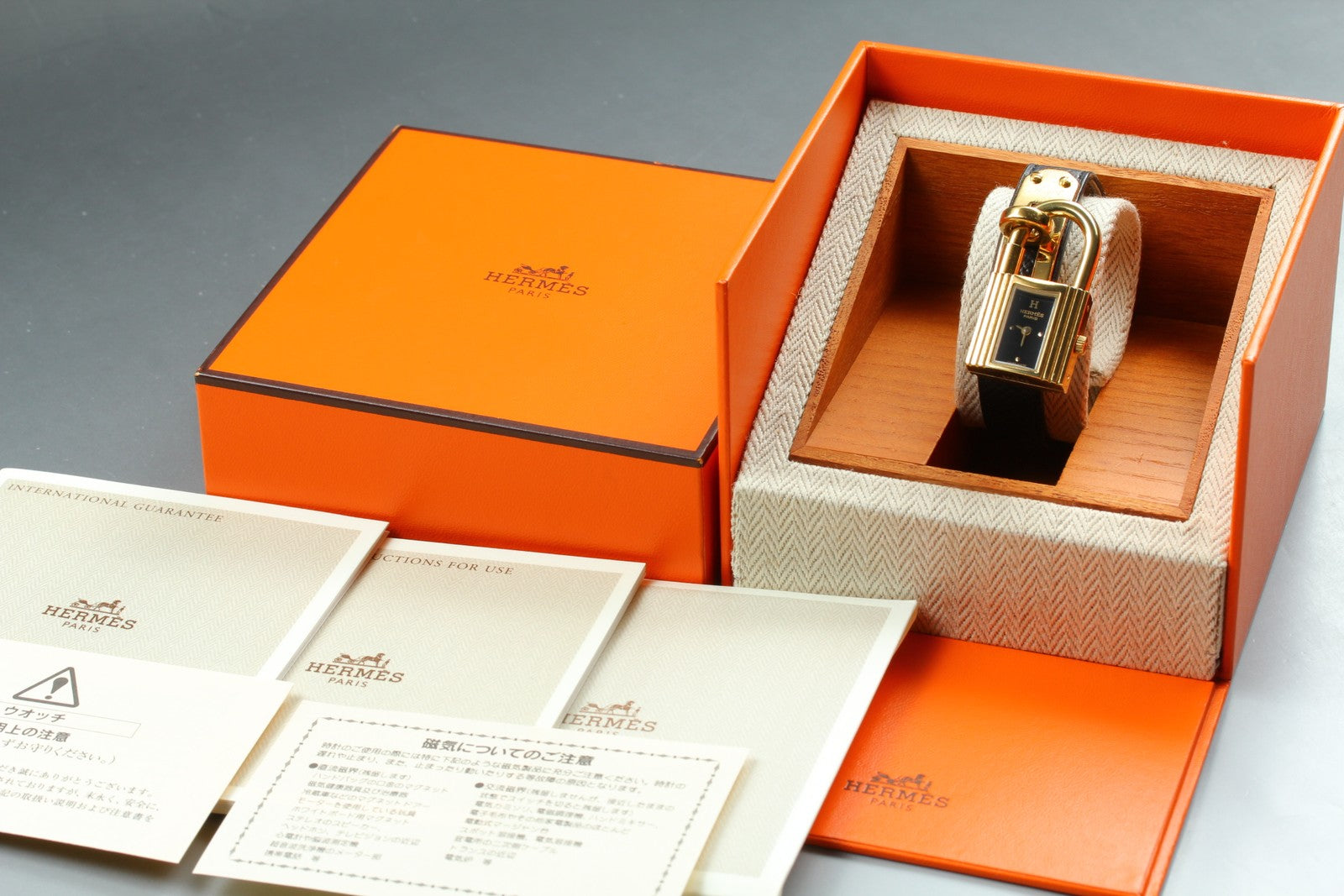 HERMES Kelly Watch Gold Black Leather "A" Woman's Quartz Watch Vintage [Box]
