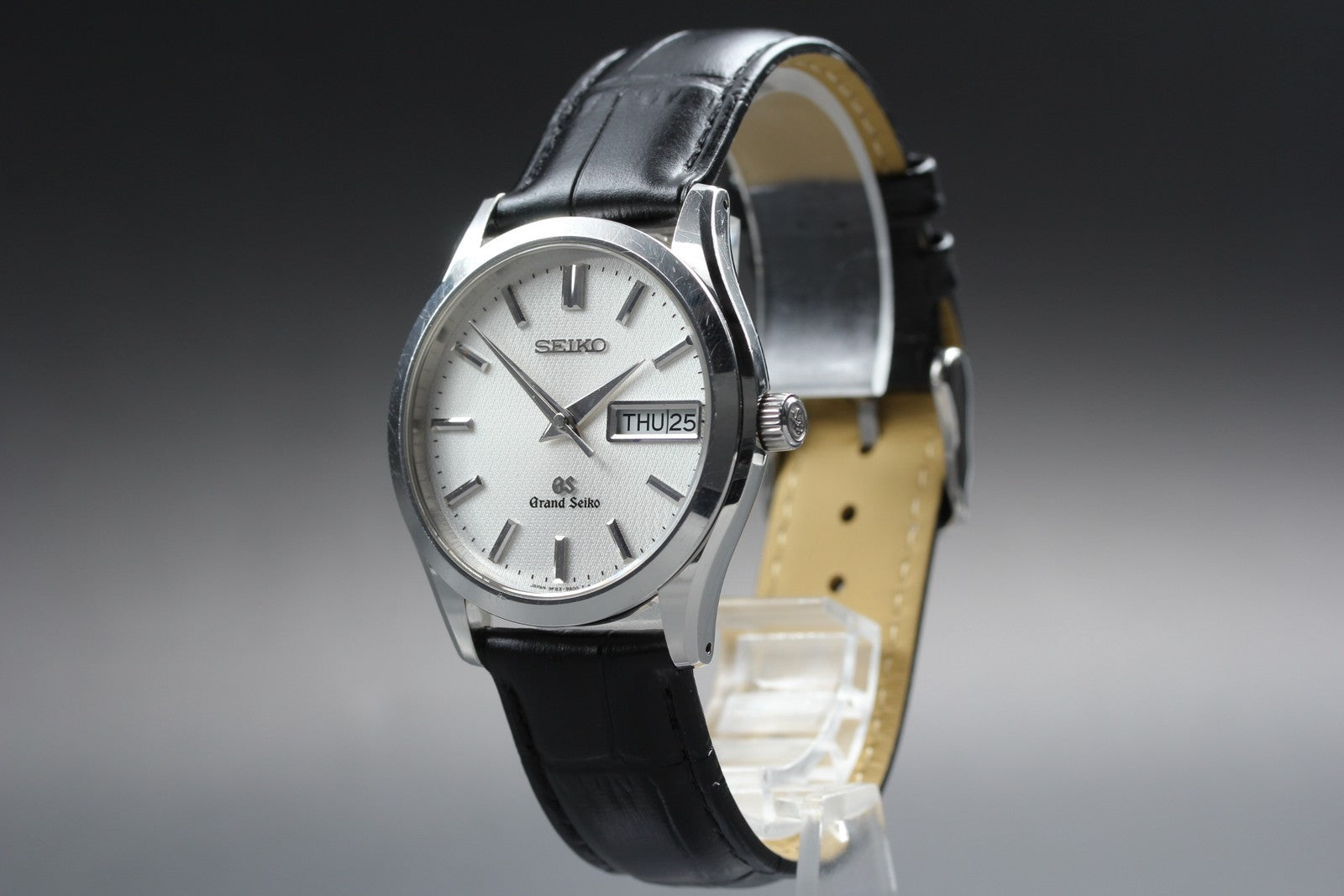 GRAND SEIKO 9F83-9A00 GS 36mm Silver White Day/Date Quartz Men's Watch JAPAN