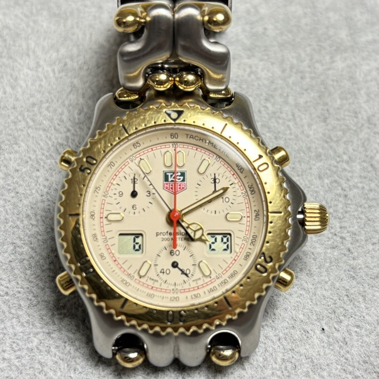 7636248