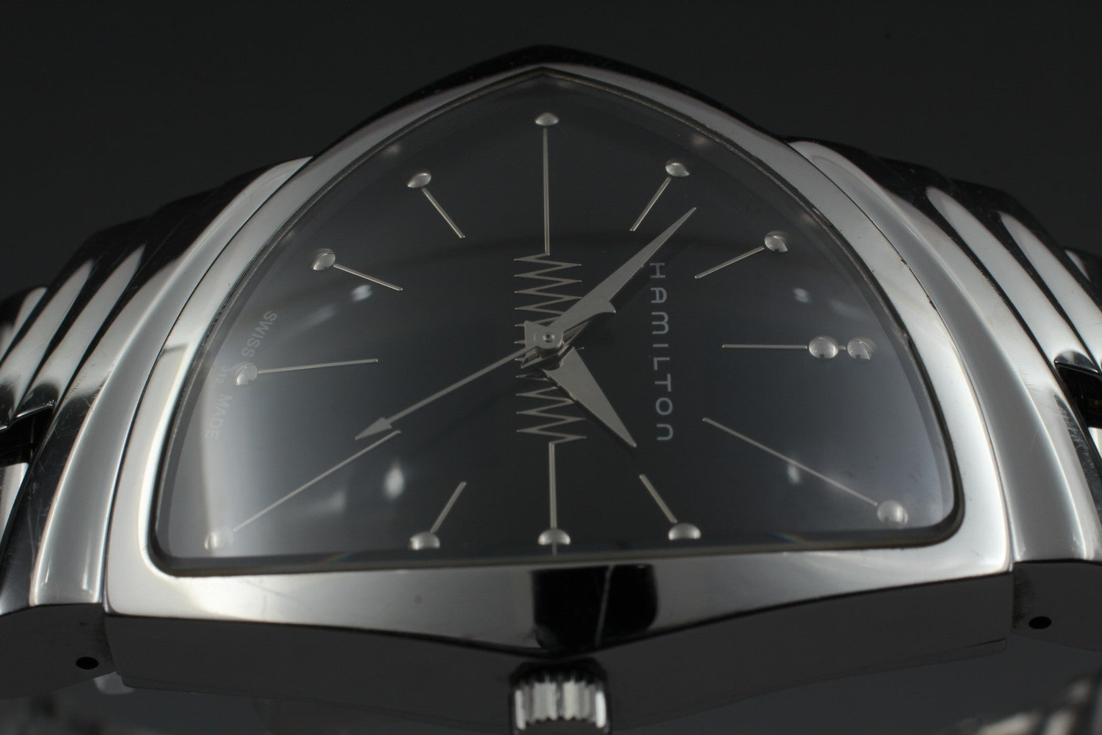 New Batt[Exc+5] Hamilton Ventura H244810 Elvis Presley 75th Limited Quartz Watch